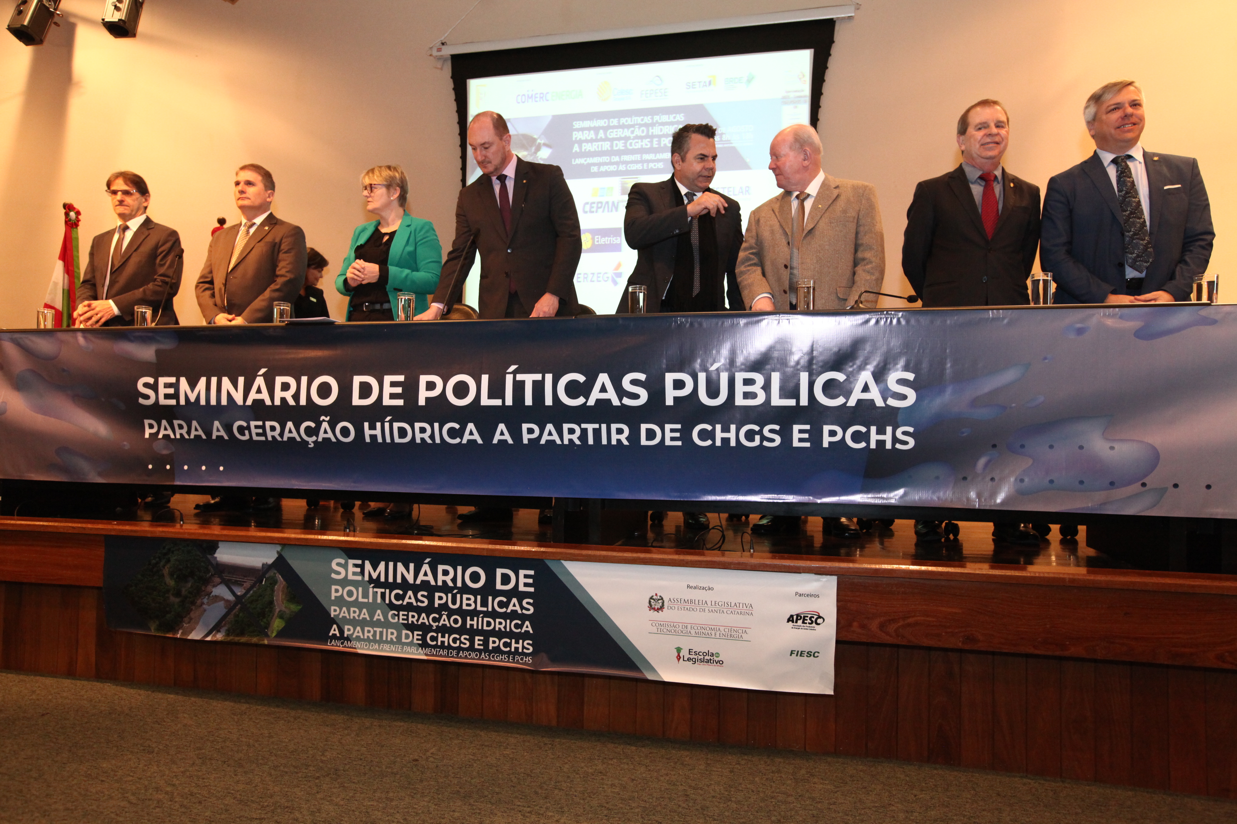 Seminário _ Políticas Públicas para Geração hídrica a Partir de CGHs e PCHs