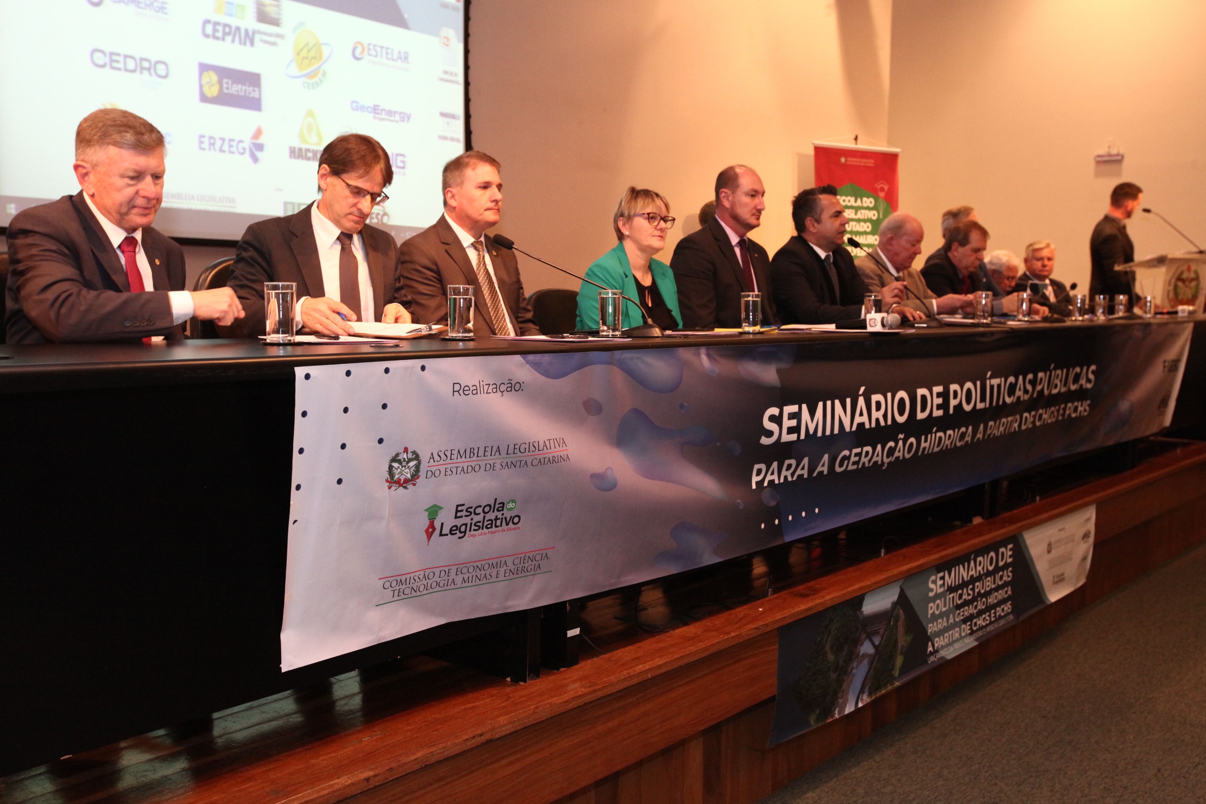 Seminário _ Políticas Públicas para Geração hídrica a Partir de CGHs e PCHs