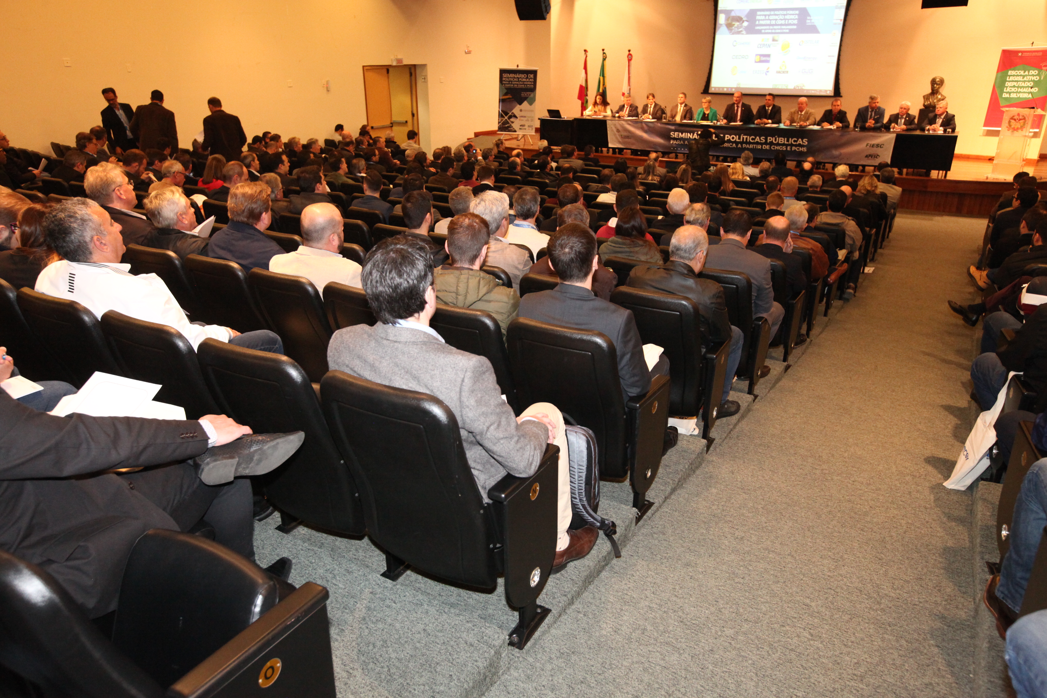 Seminário _ Políticas Públicas para Geração hídrica a Partir de CGHs e PCHs