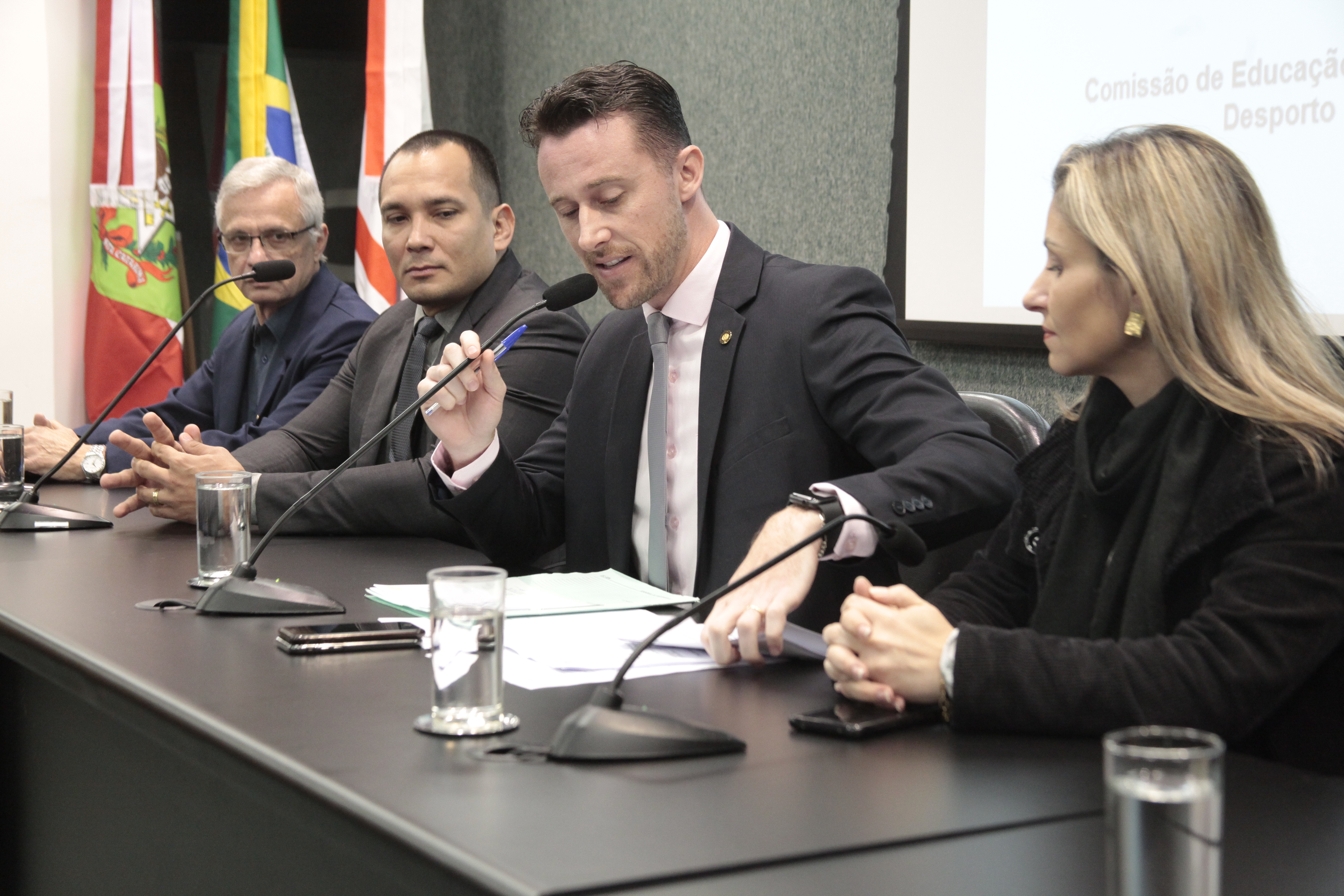 Audiência Publica PL 132 .1 / 2O18 Normatização da Participação de Atletas nas Competições