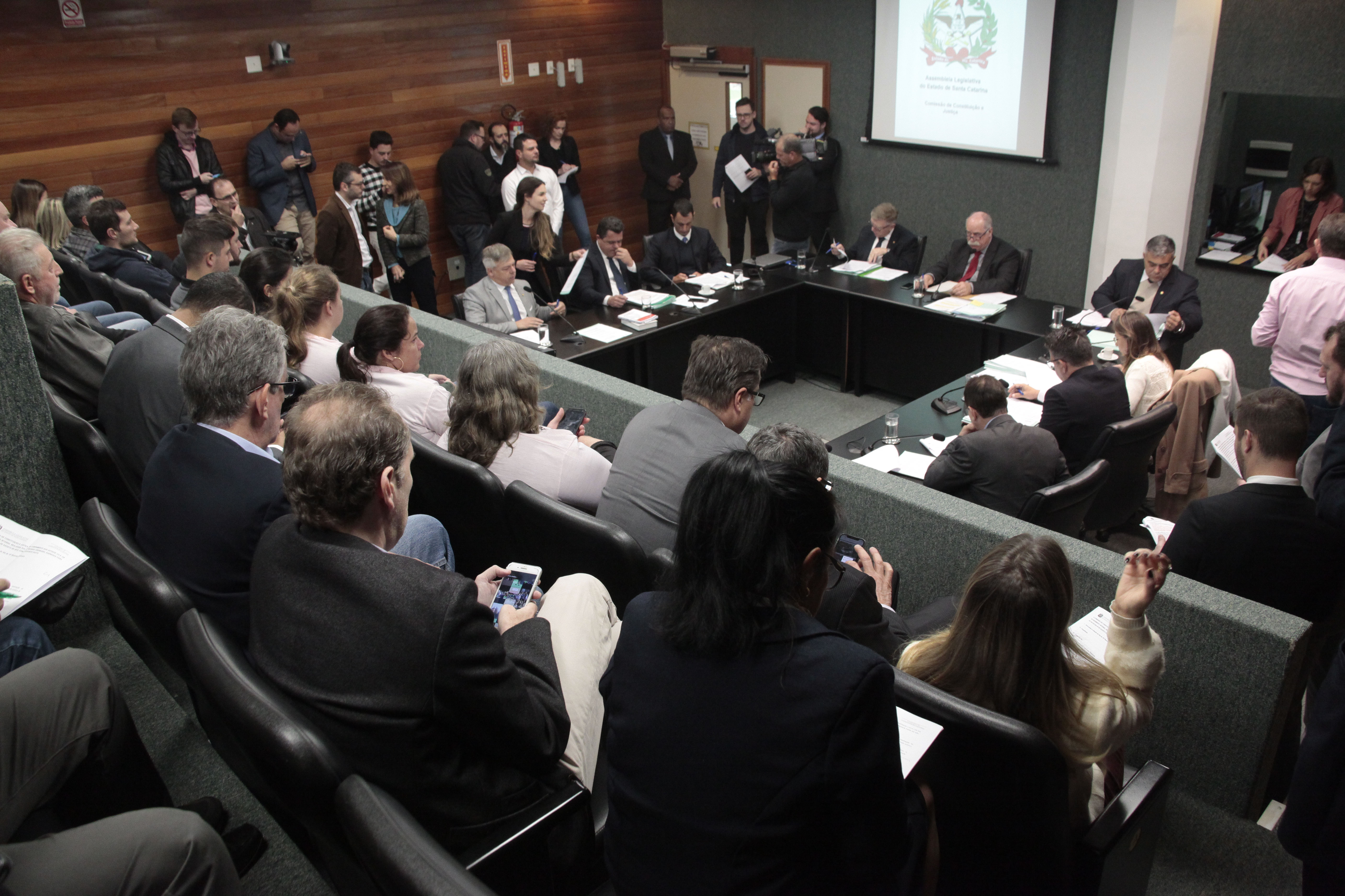 Comissão de Constituição e Justiça