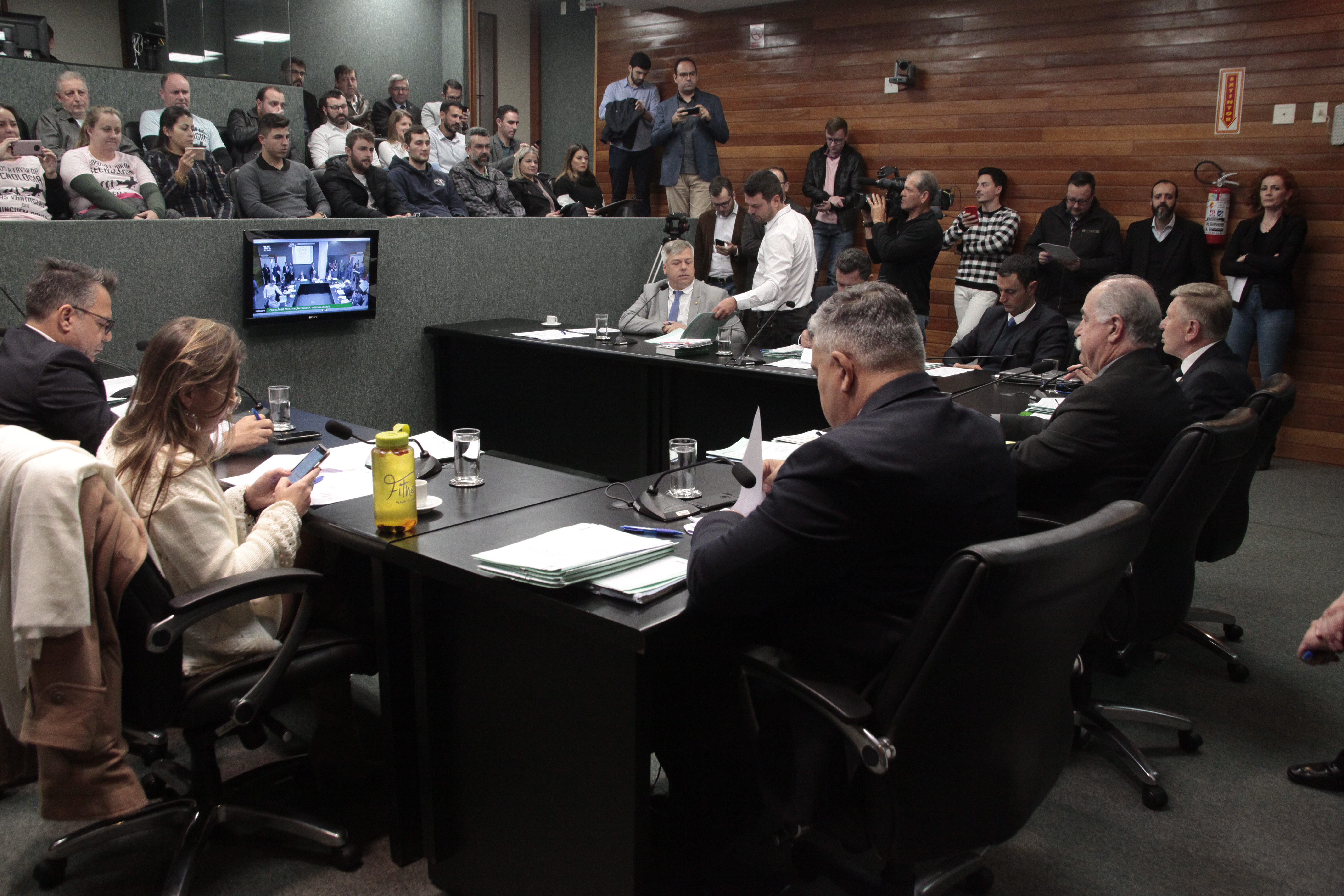 Comissão de Constituição e Justiça