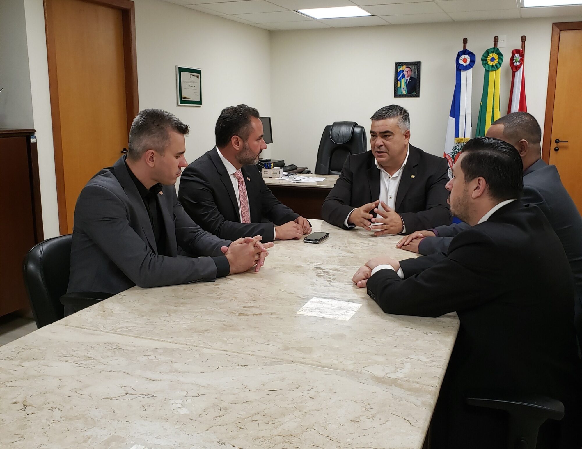 Deputado Sargento Lima e secretários Douglas Borba e Derian Campos