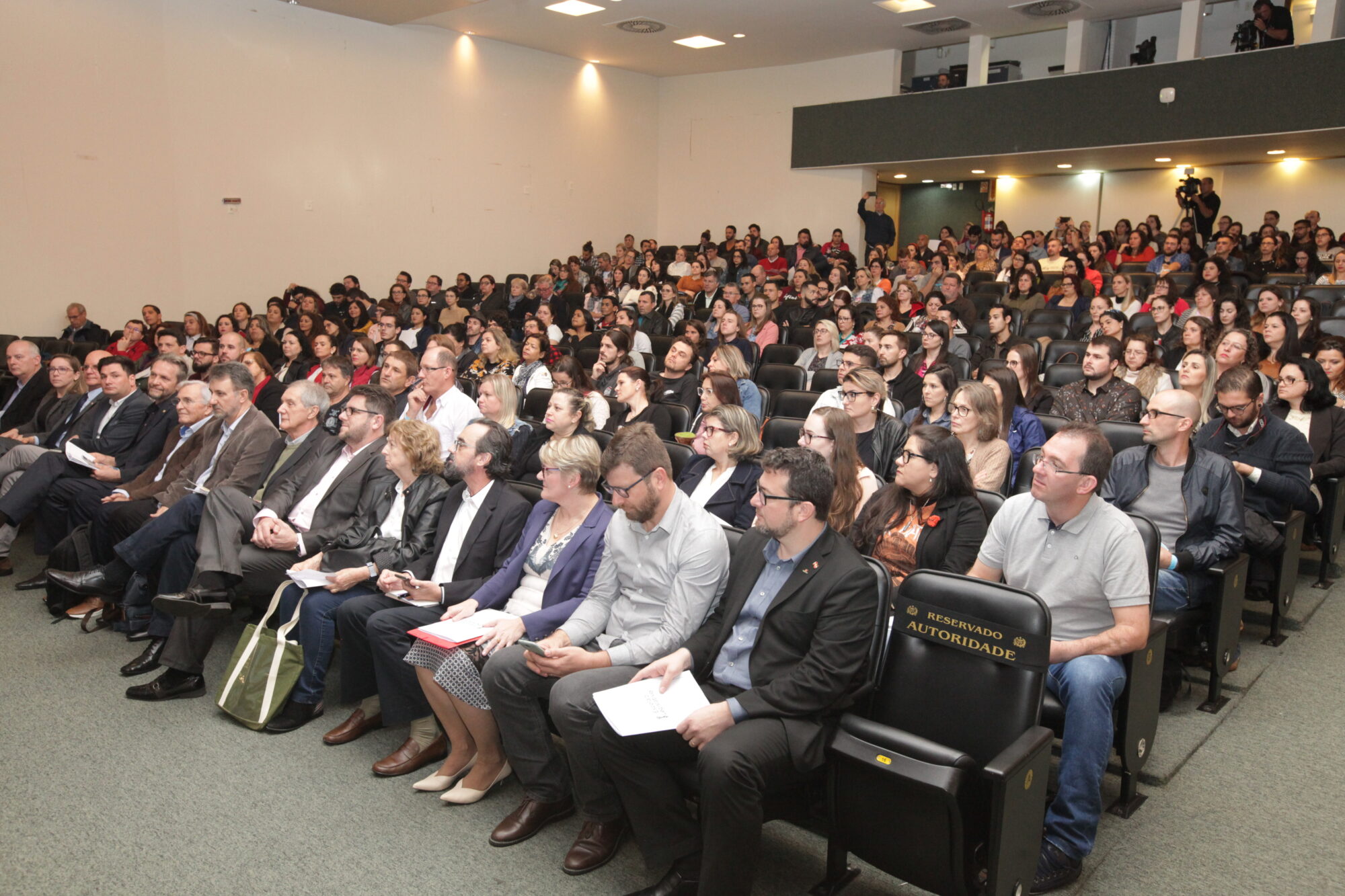 Alesc protagoniza debate sobre o resgate da ciência nas escolas