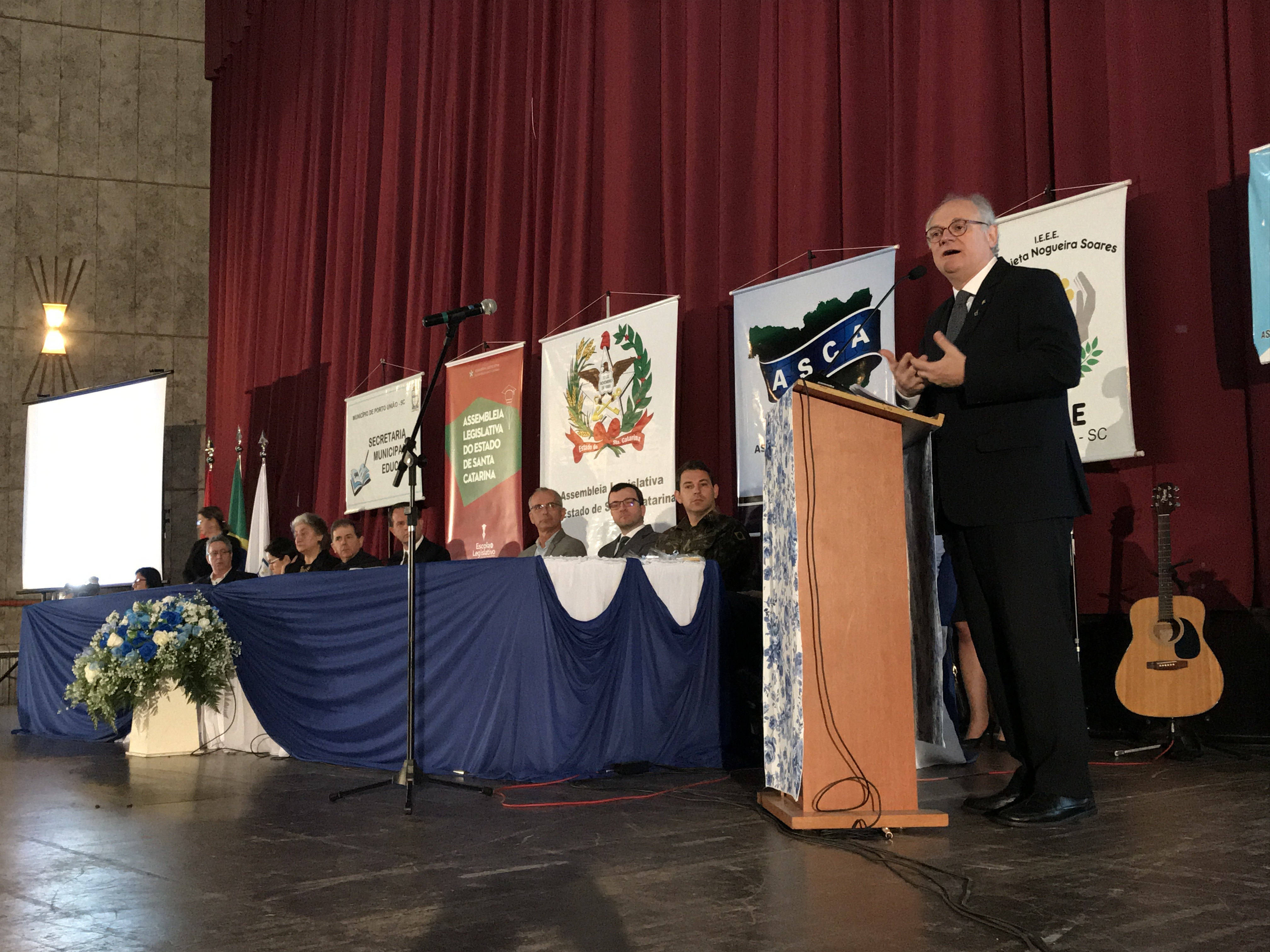Políticas Públicas de Inclusão e Novos Paradigmas - Deputado Vicente Caropreso