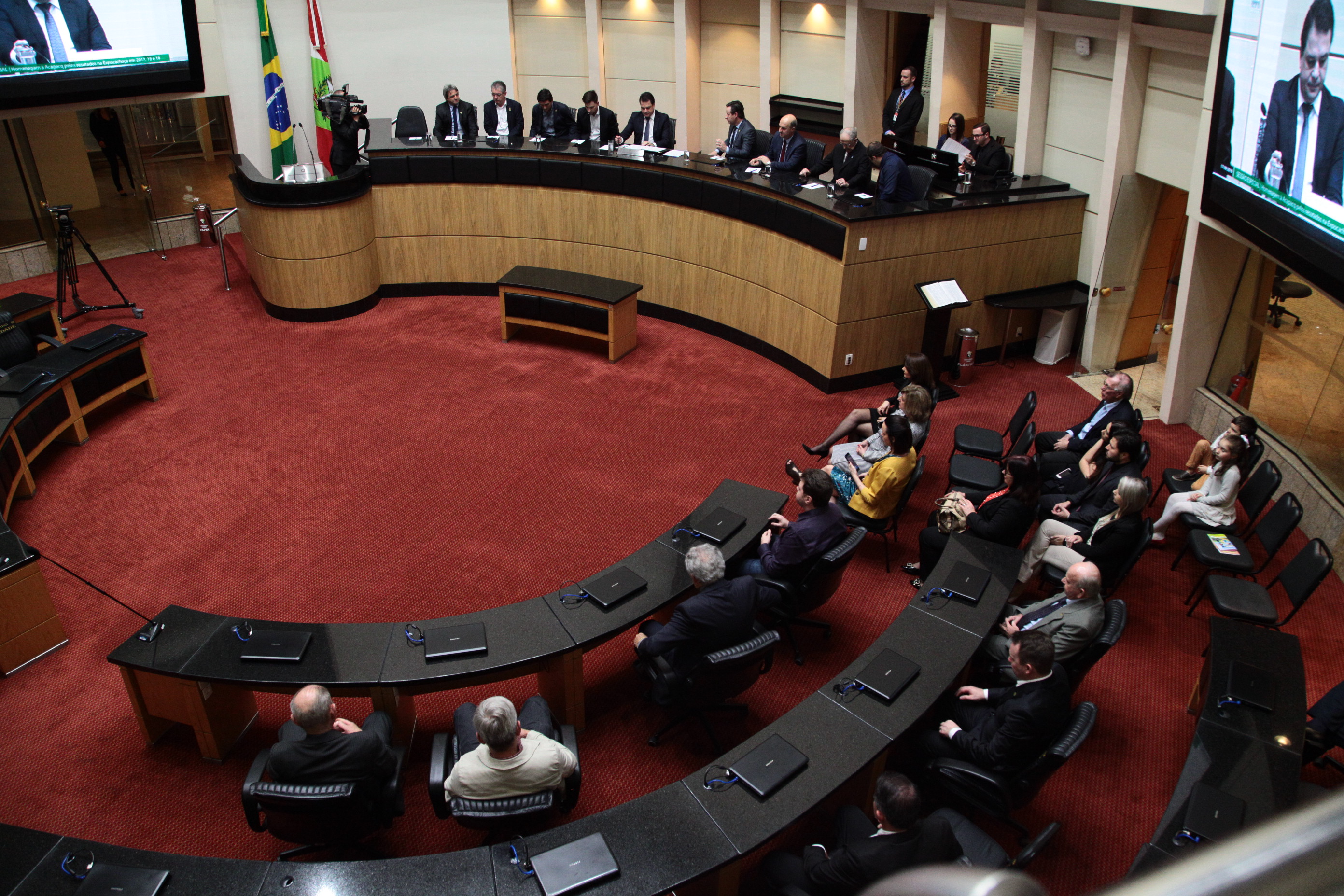 Homenagem à Associação Catarinense dos Produtores de Cachaça e Aguardente de Qualidade de Santa Catarina