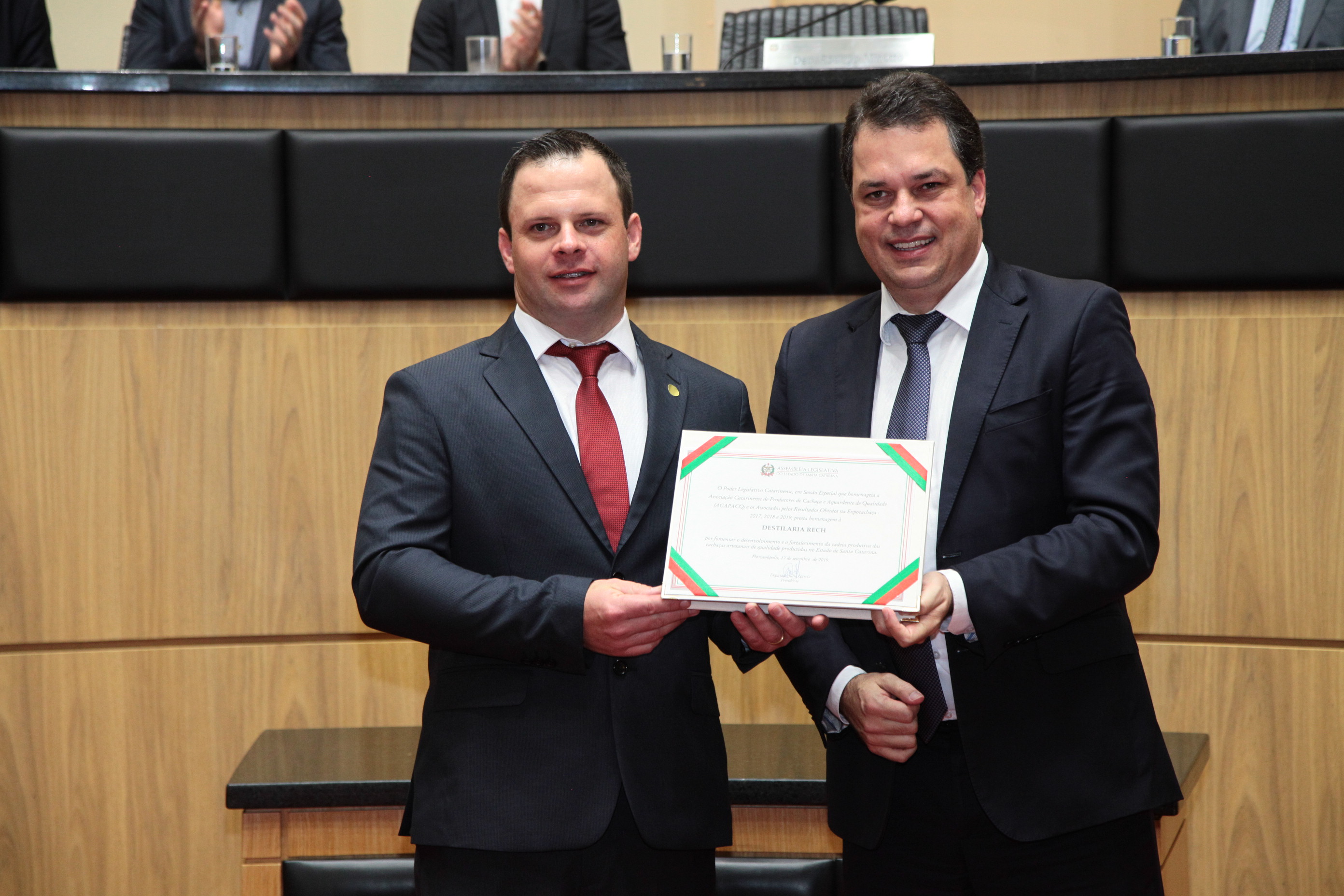 Homenagem à Associação Catarinense dos Produtores de Cachaça e Aguardente de Qualidade de Santa Catarina
