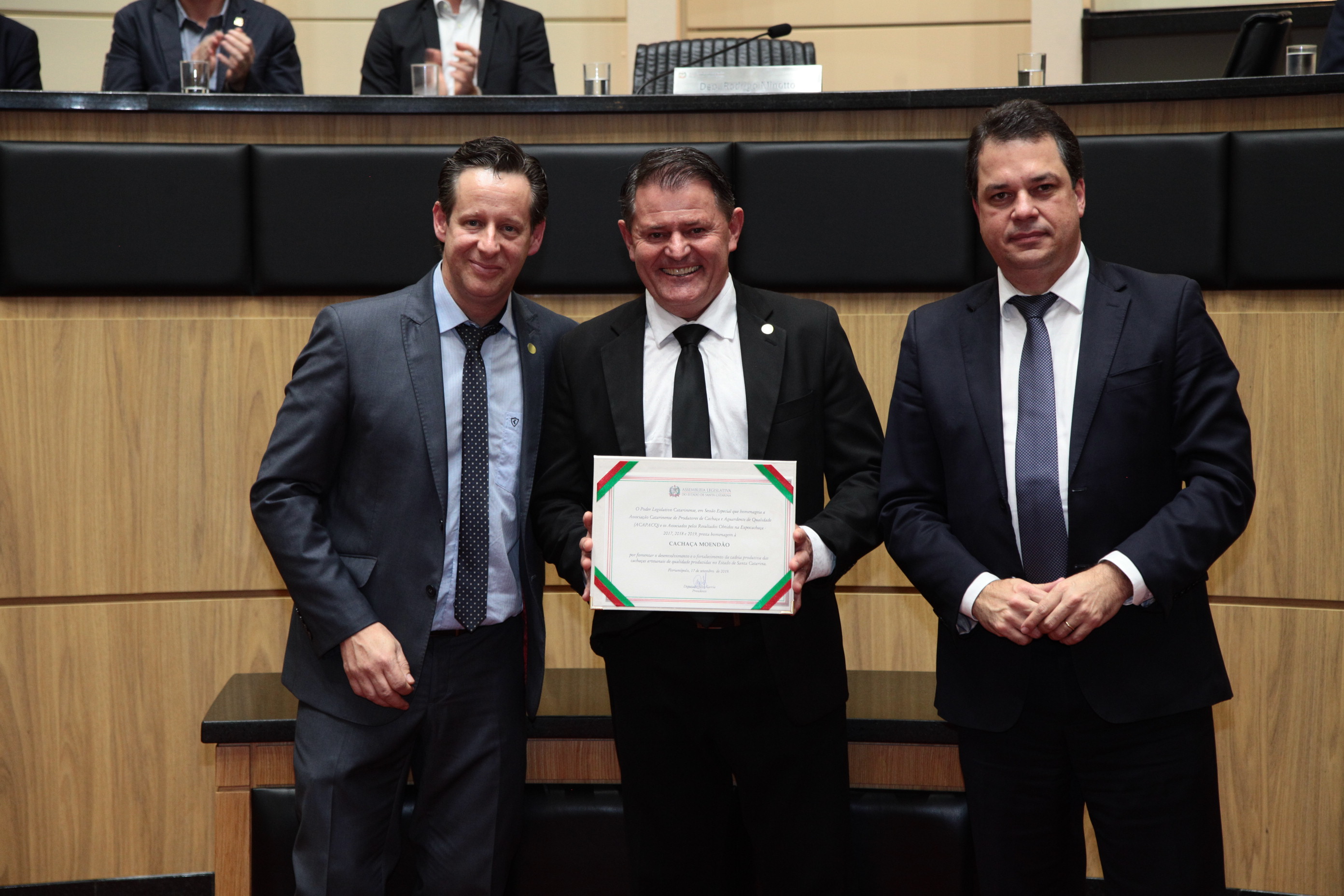 Homenagem à Associação Catarinense dos Produtores de Cachaça e Aguardente de Qualidade de Santa Catarina