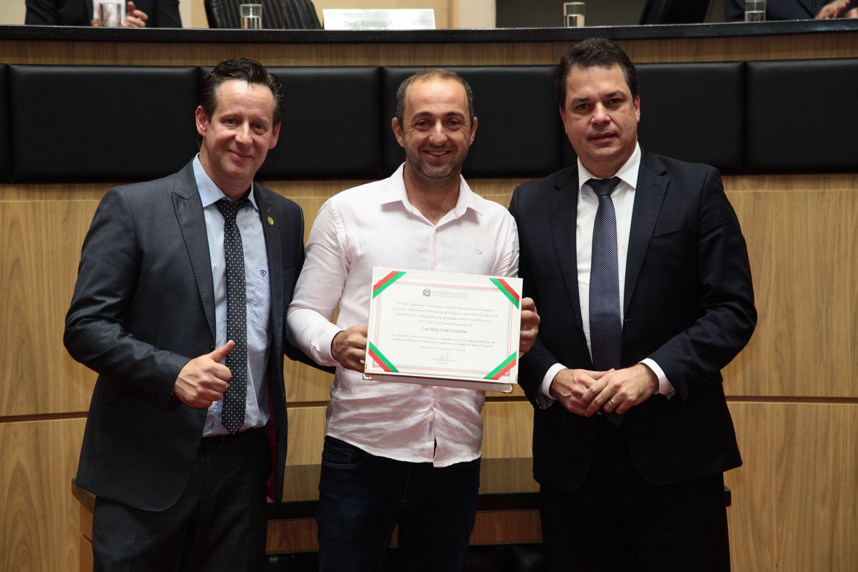 Homenagem à Associação Catarinense dos Produtores de Cachaça e Aguardente de Qualidade de Santa Catarina