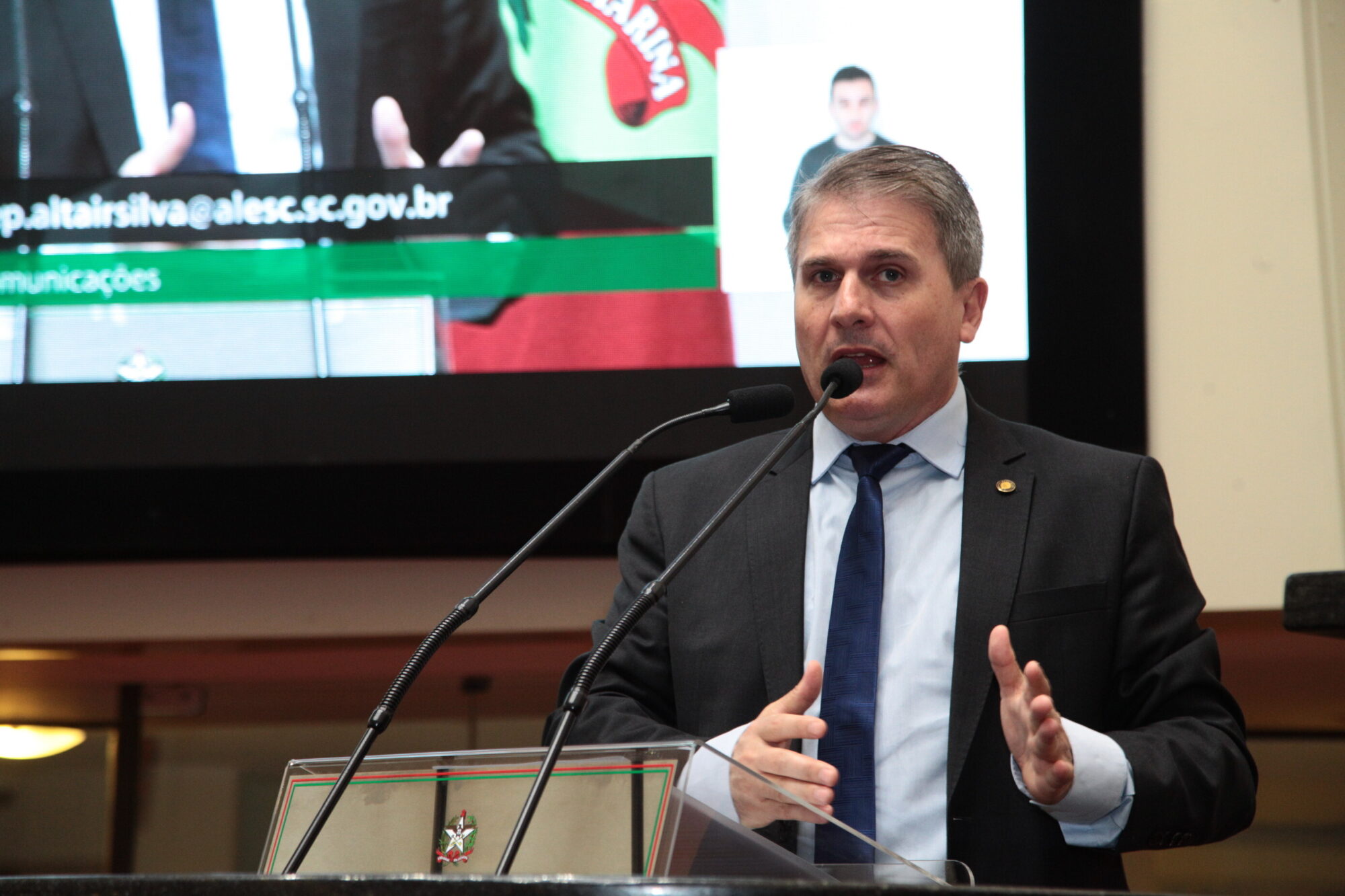Fundação Milton Campos e Altair Silva realizam debate em São João Batista