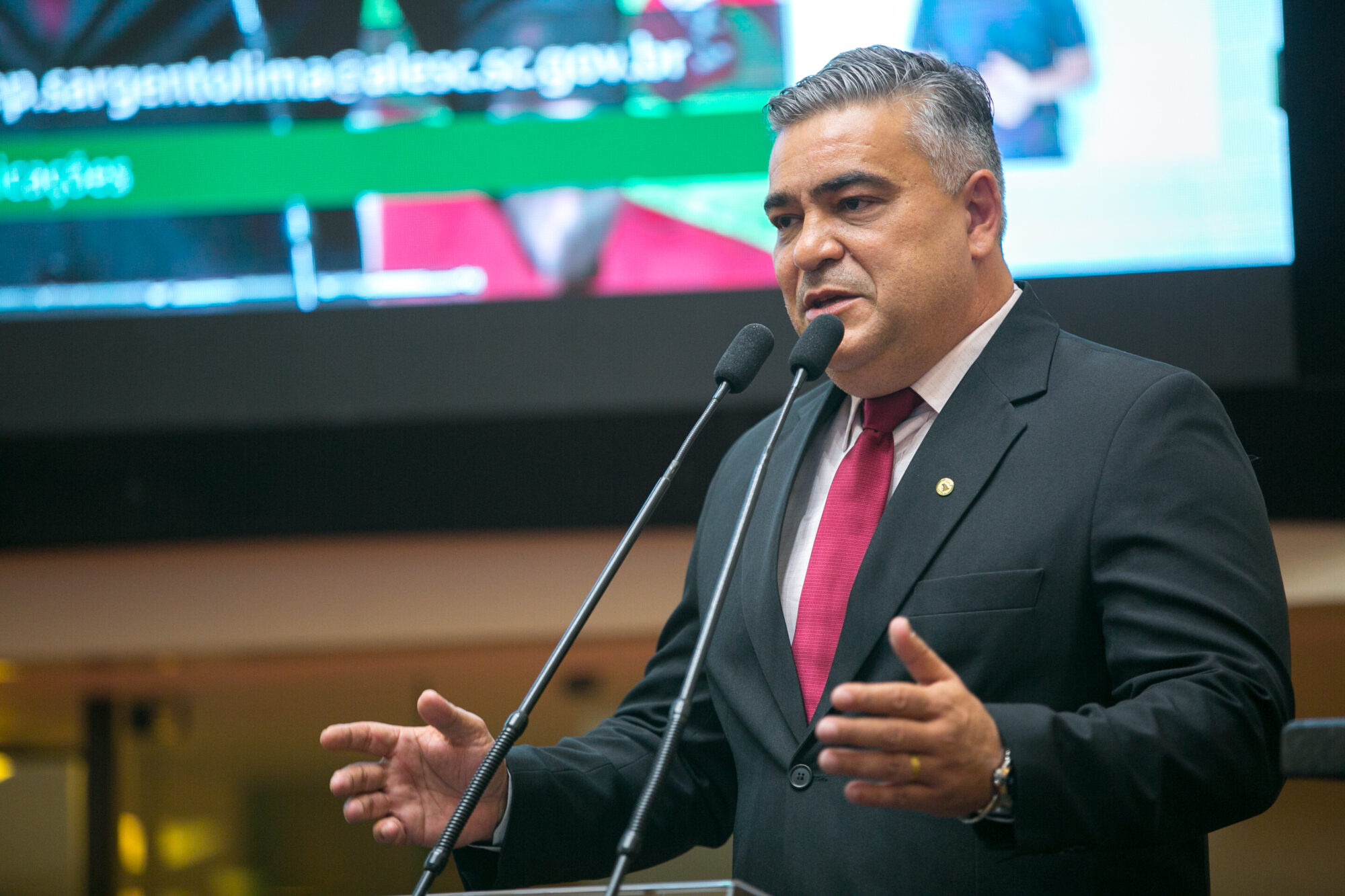 Sargento Lima propõe selo empresarial para inserção de autistas