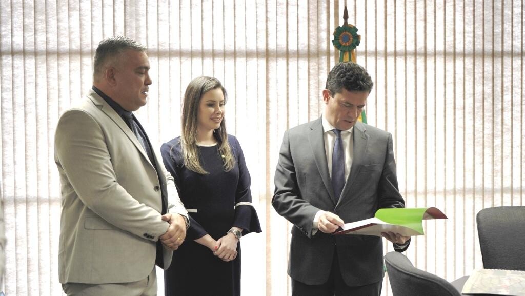 Deputados Sargento Lima, Caroline de Toni e o ministro Sérgio Moro FOTO: Paulo Brinhosa