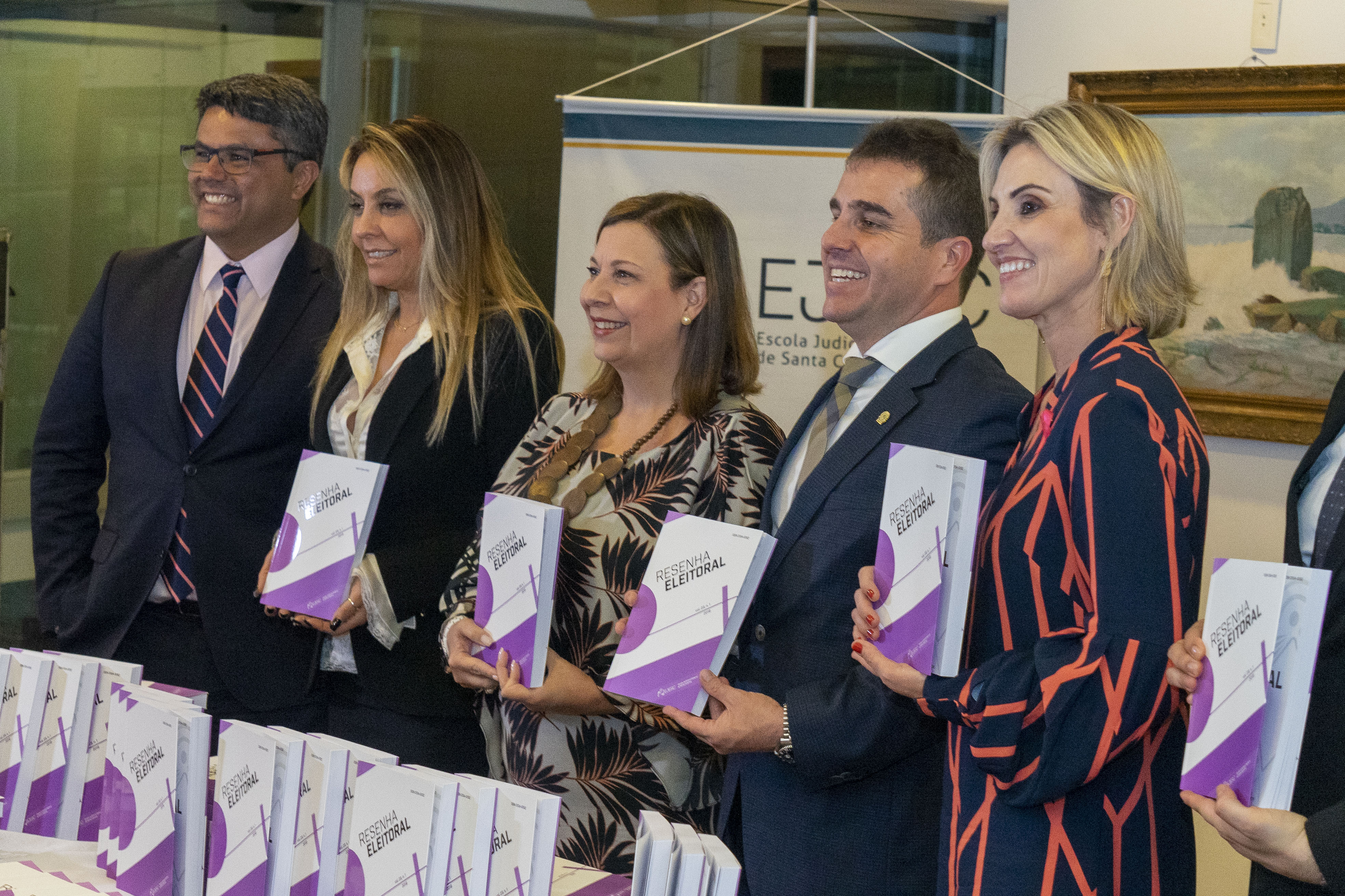 LANÇAMENTO LITERÁRIO – Resenha Eleitoral –