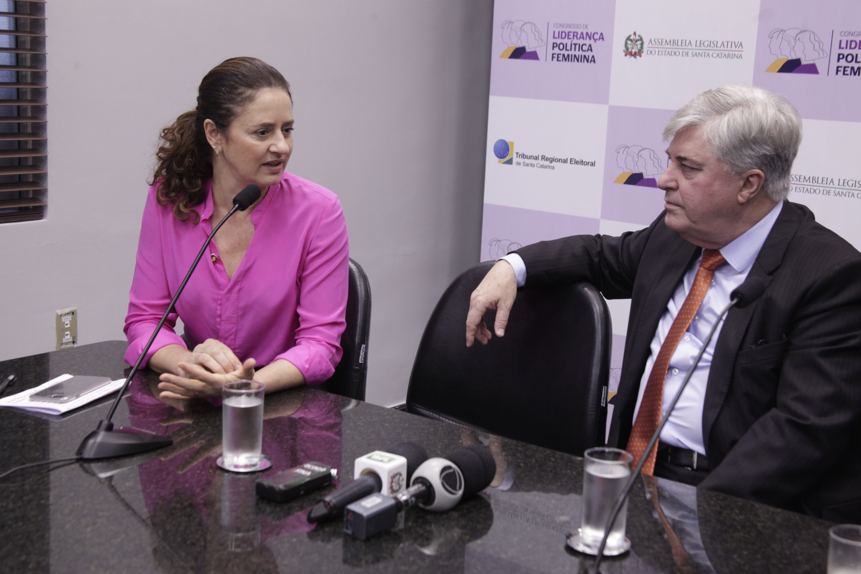 Coletiva Congresso Liderança Feminina na Política