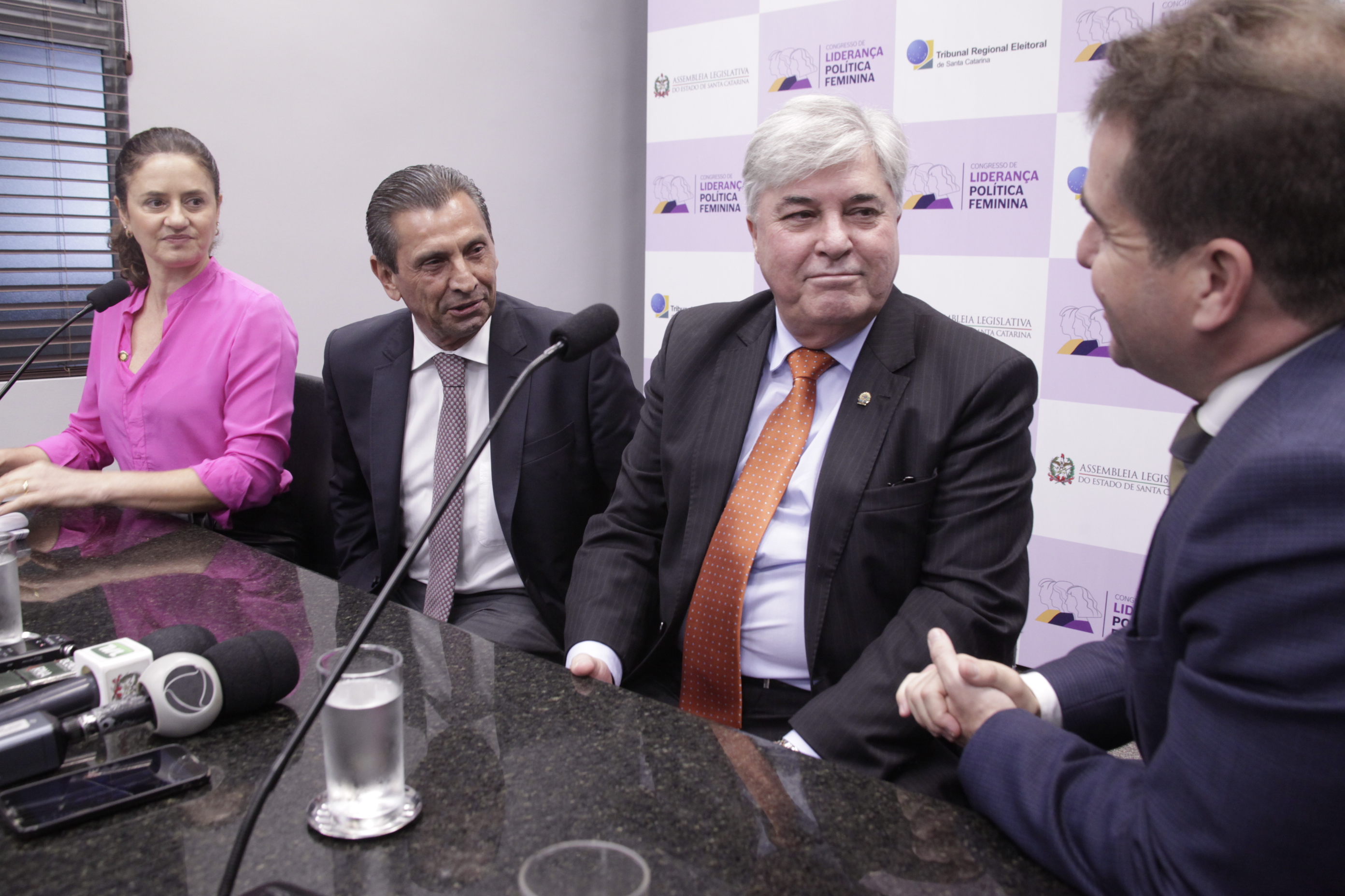 Coletiva Congresso Liderança Feminina na Política