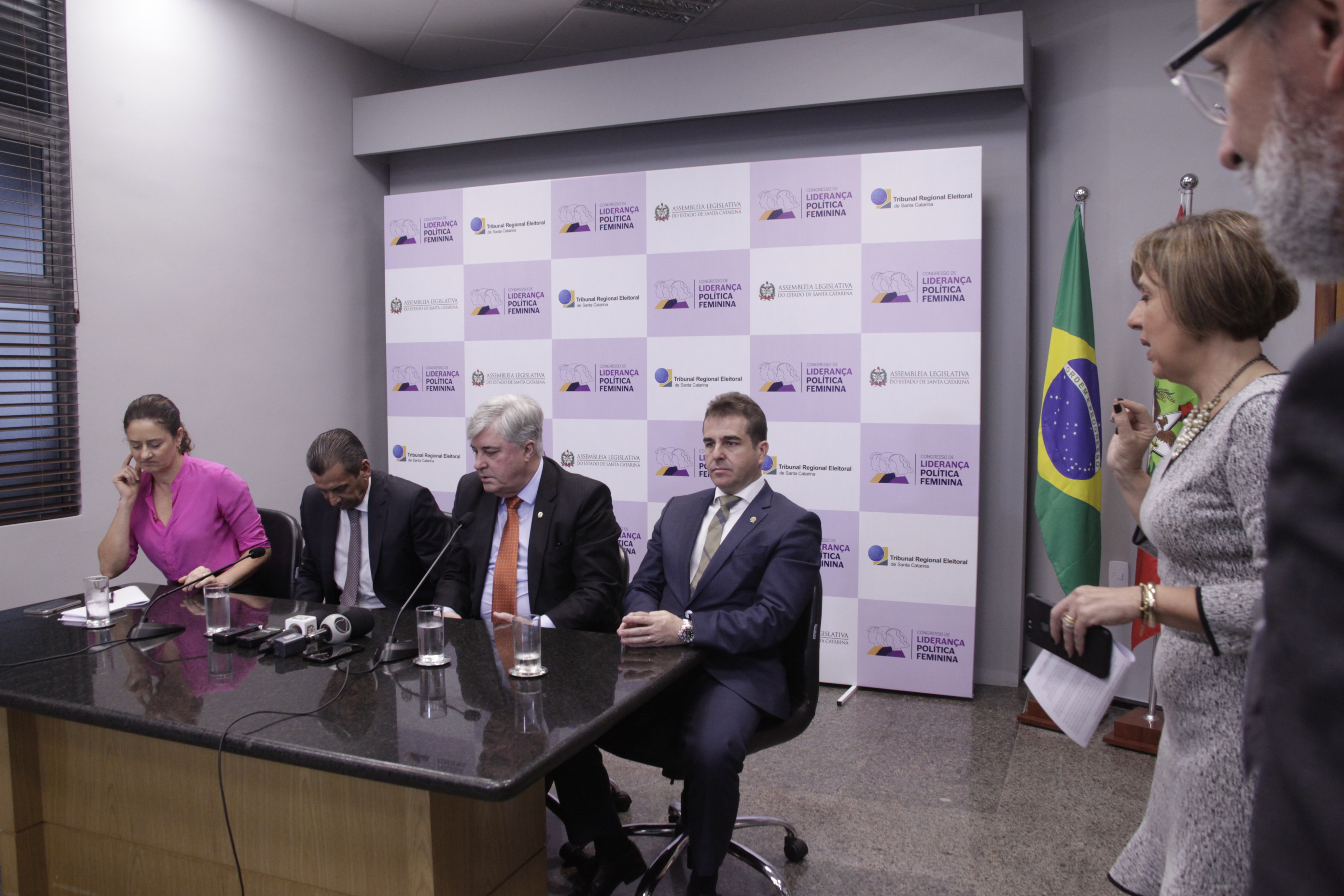 Coletiva Congresso Liderança Feminina na Política