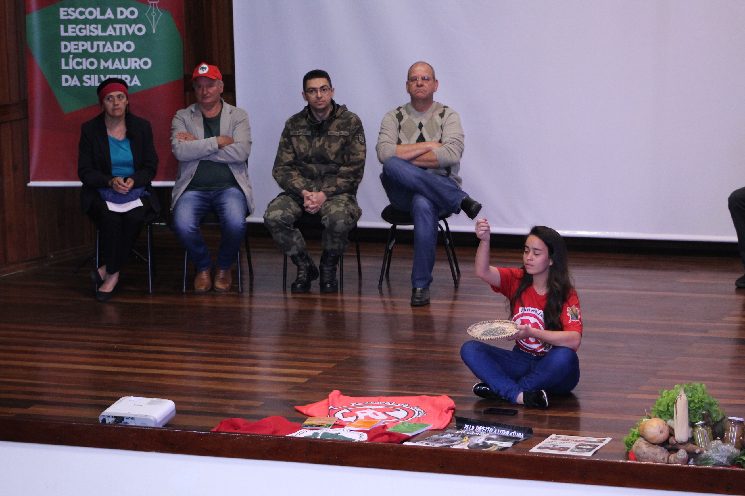 Seminário Meio Ambiente e Sociedade 2019 - Apresentação cultural da Pastoral da Juventude de Lages
