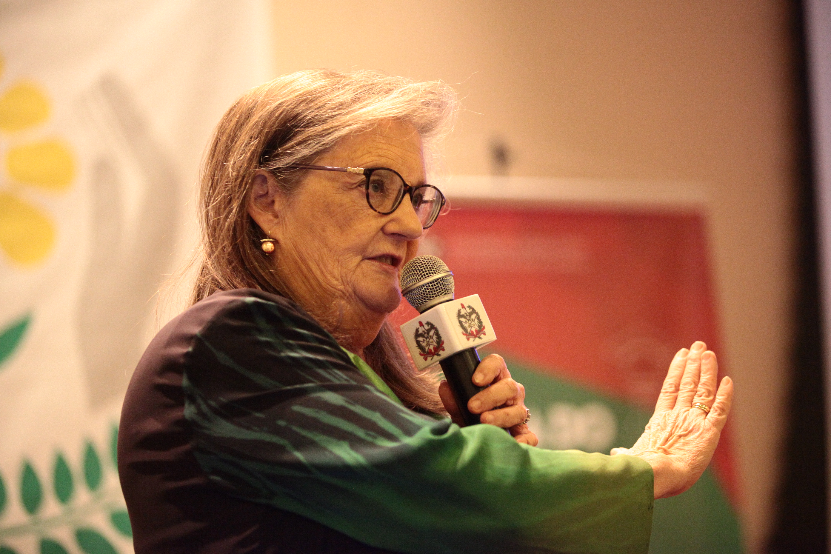 XI Encontro Catarinense da Síndrome do X Frágil - Dra. Randi Hagerman, neuropediatra.