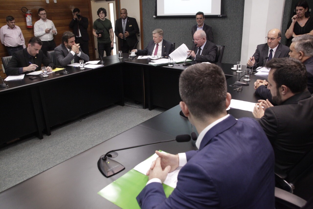 Comissão aprova PL que obriga abertura de conta para campanhas solidárias