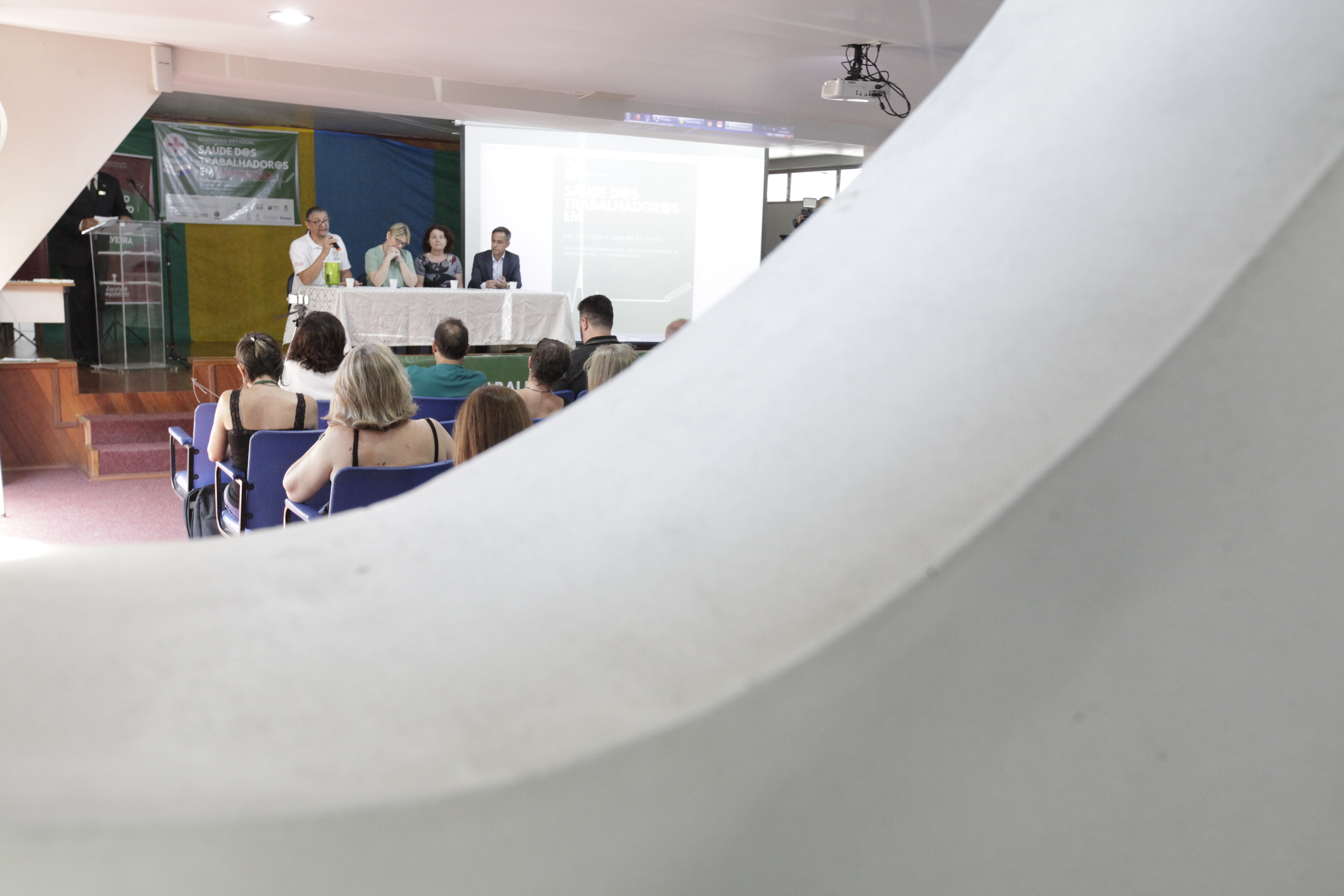 Seminário _ Saúde dos Trabalhadores em Educação