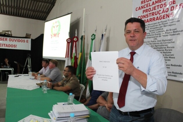 Naatz lamenta ausência do governo em audiência sobre barragens no Alto Vale
