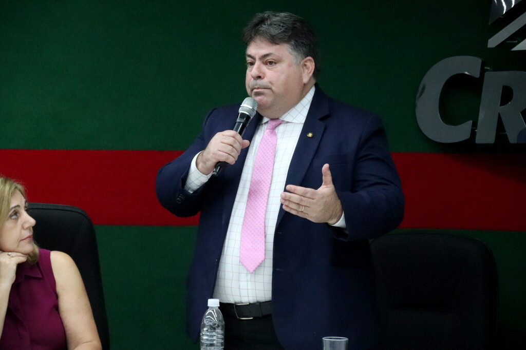 Deputado Sergio Motta na abertura da mostra em Criciúma FOTOS: Assessoria da Câmara de Vereadores de Criciúma