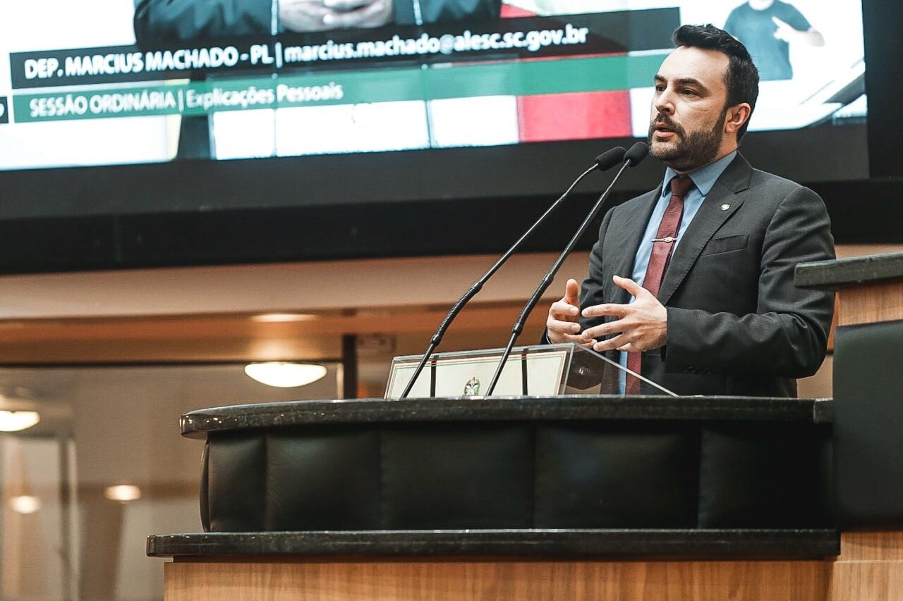 Deputado pede informações sobre incentivo de atuação dos bombeiros comunitários