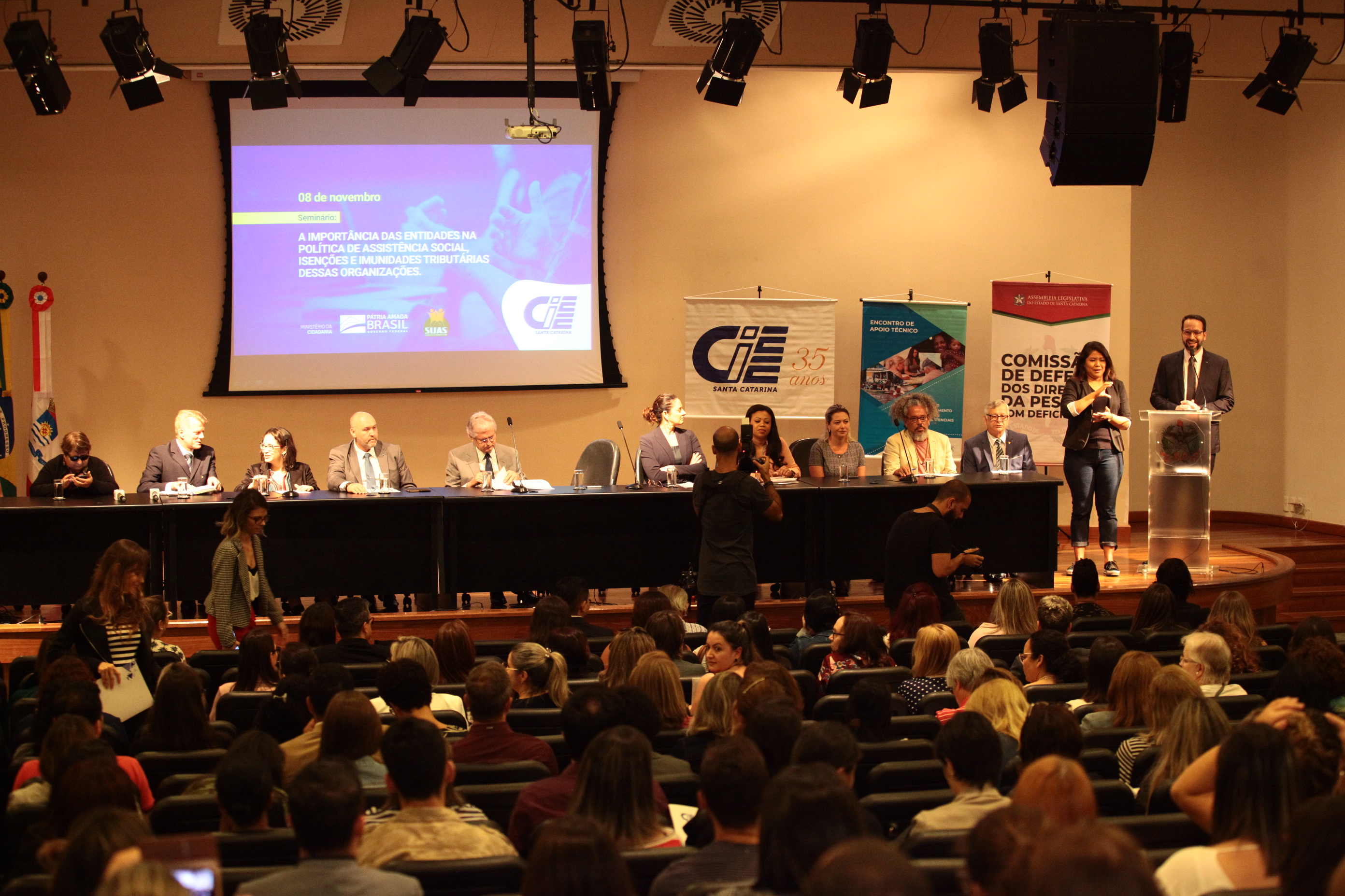 Seminário: A Importância das entidades na política de Assistência Social