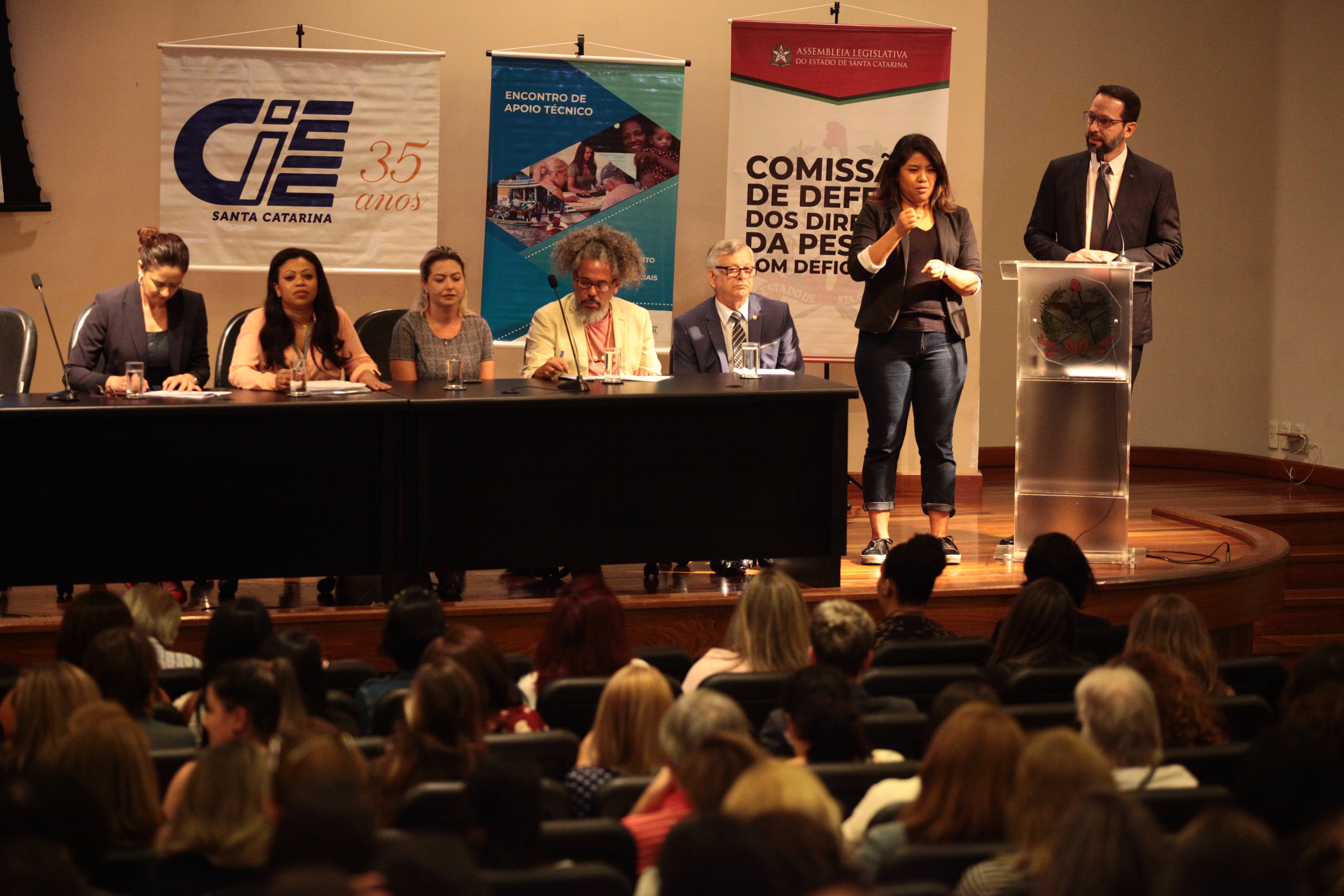Seminário: A Importância das entidades na política de Assistência Social