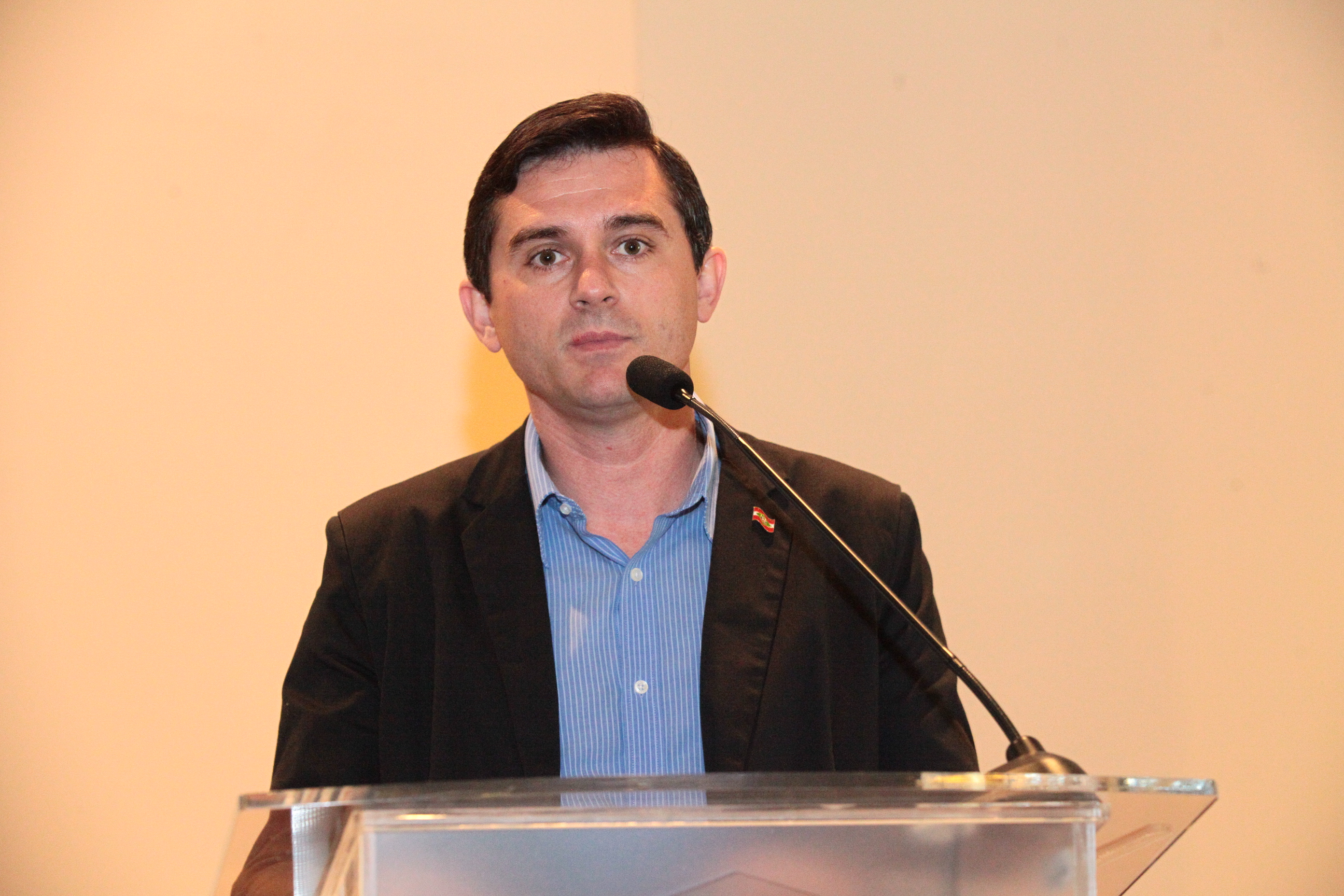 Foto Solon Soares - Lançamento da Frente Parlamentar do Agronegócio, Turismo Rural e Cultura Tradicionalista - Ricardo Mioto (palestrante)