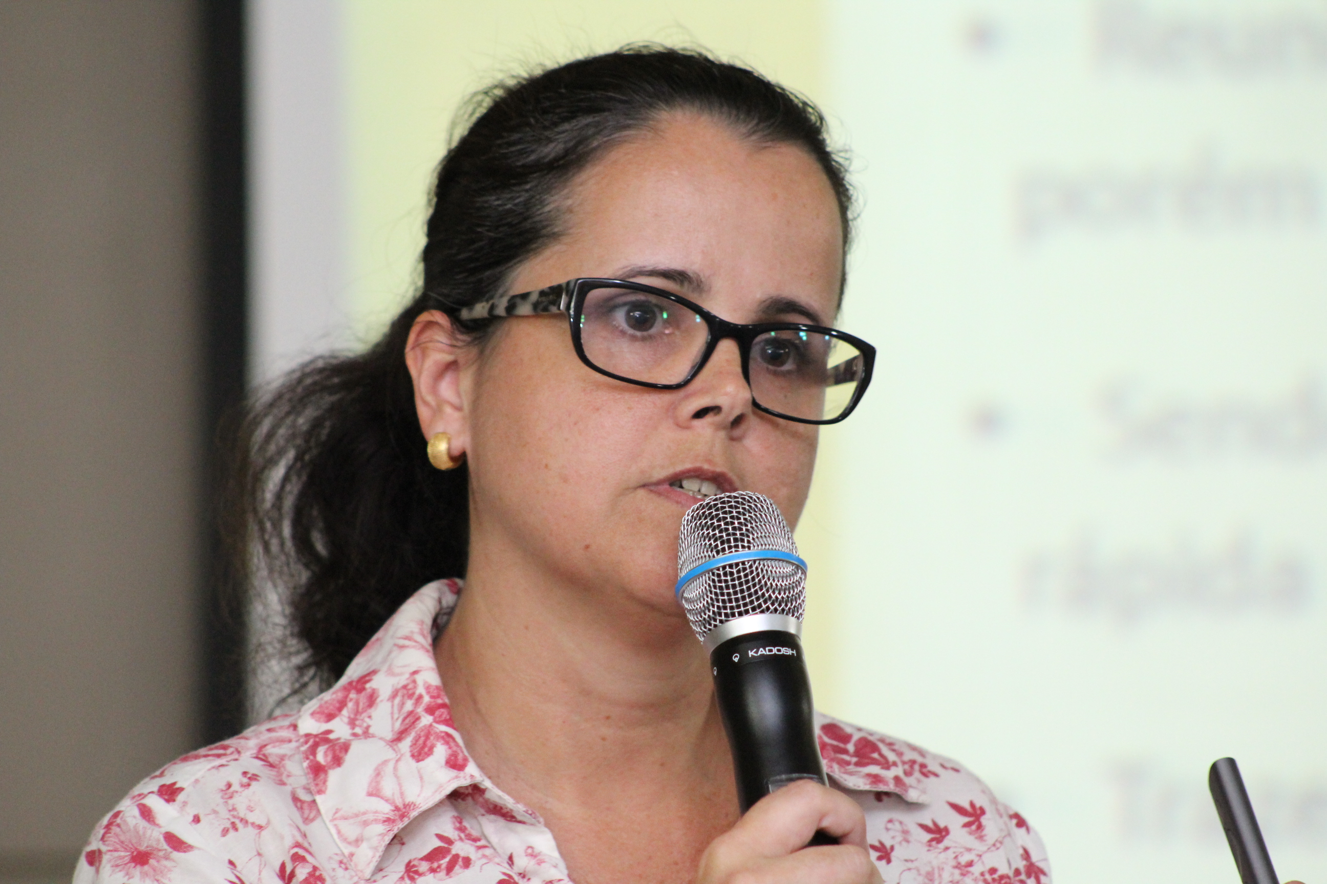 Seminário Municipal de Agentes Públicos e Políticos - Carla Giani da Rocha, palestrante