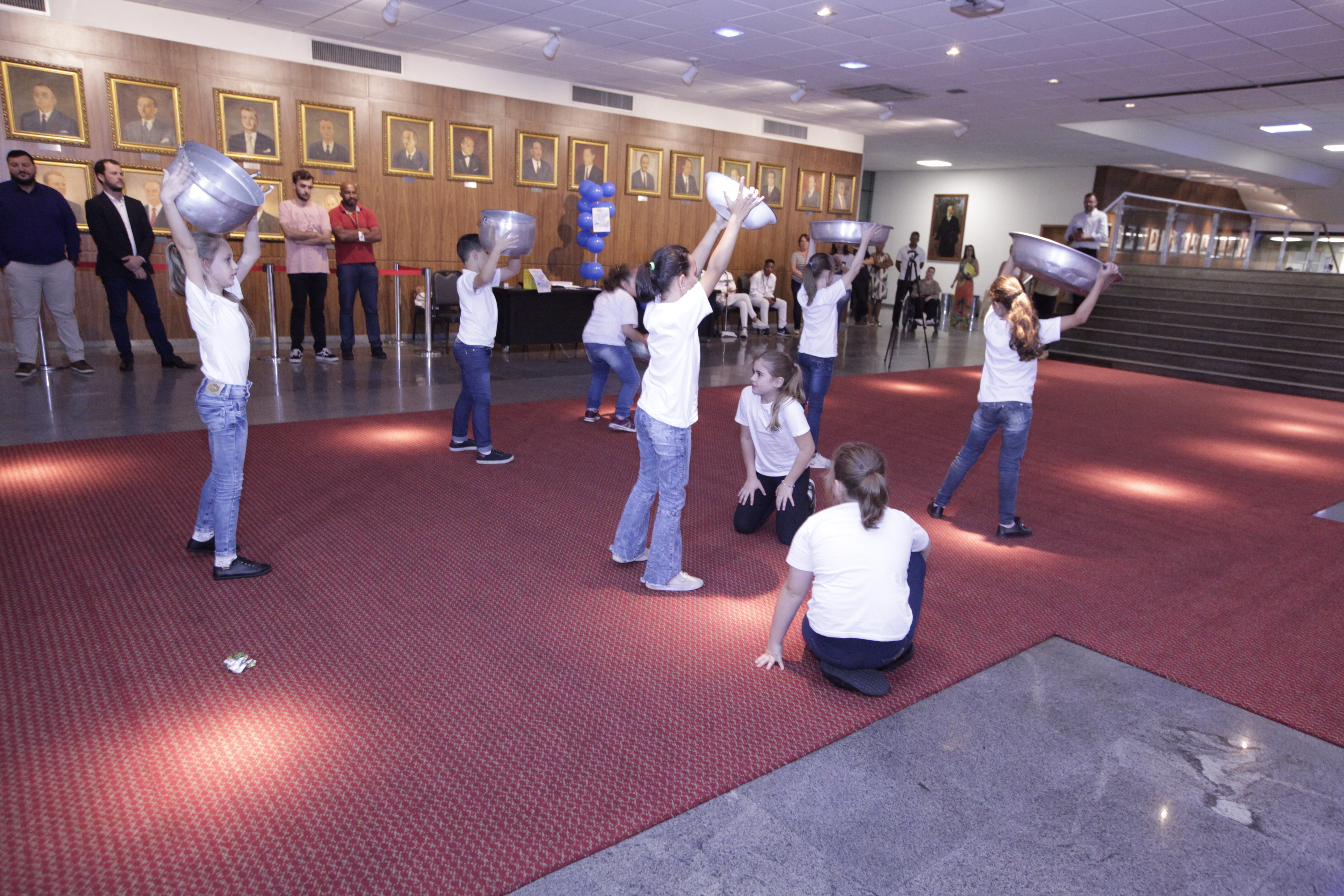 Apresentação Artística Dança Africana do Município de Lontras