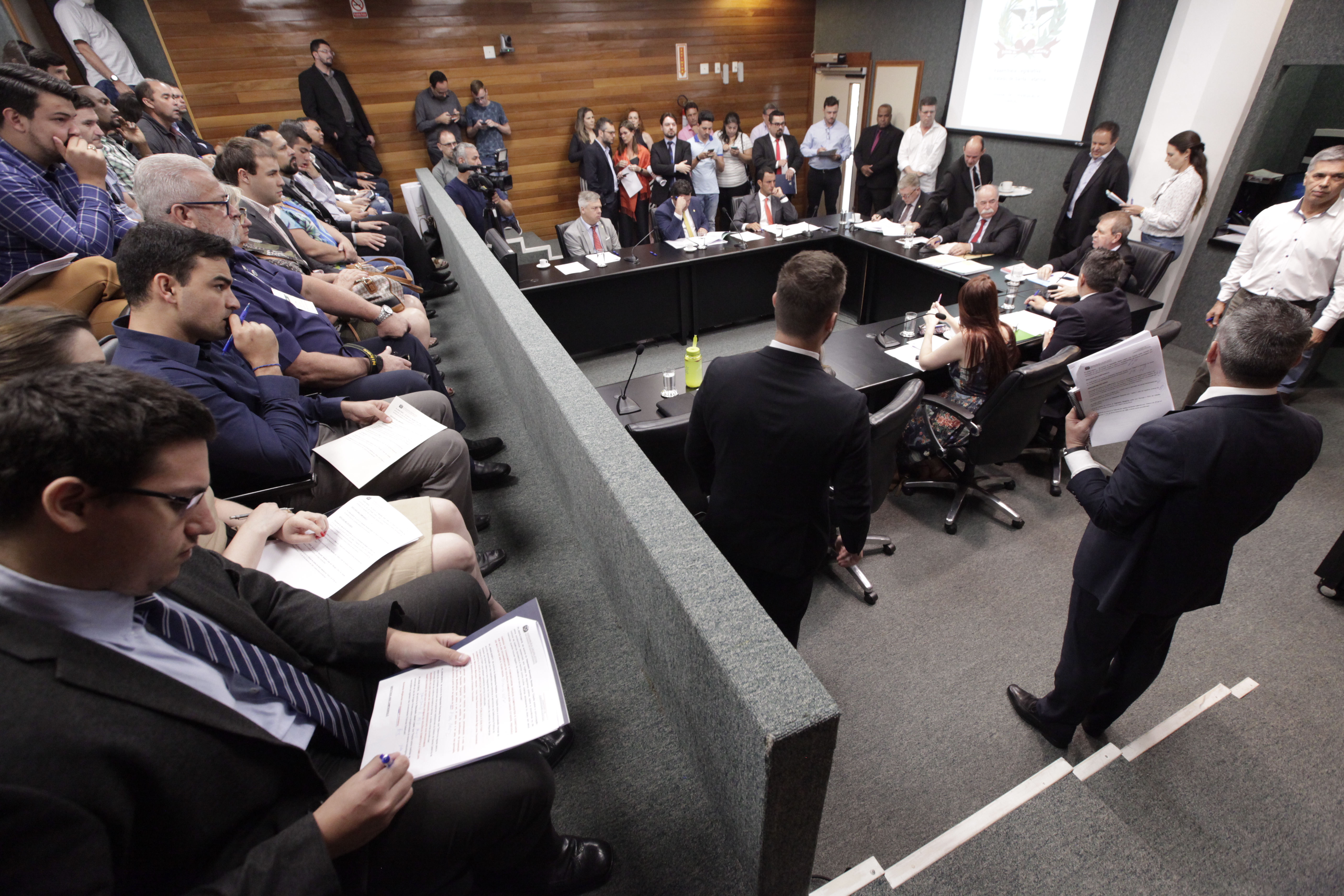 Comissão Constituição e Justiça
