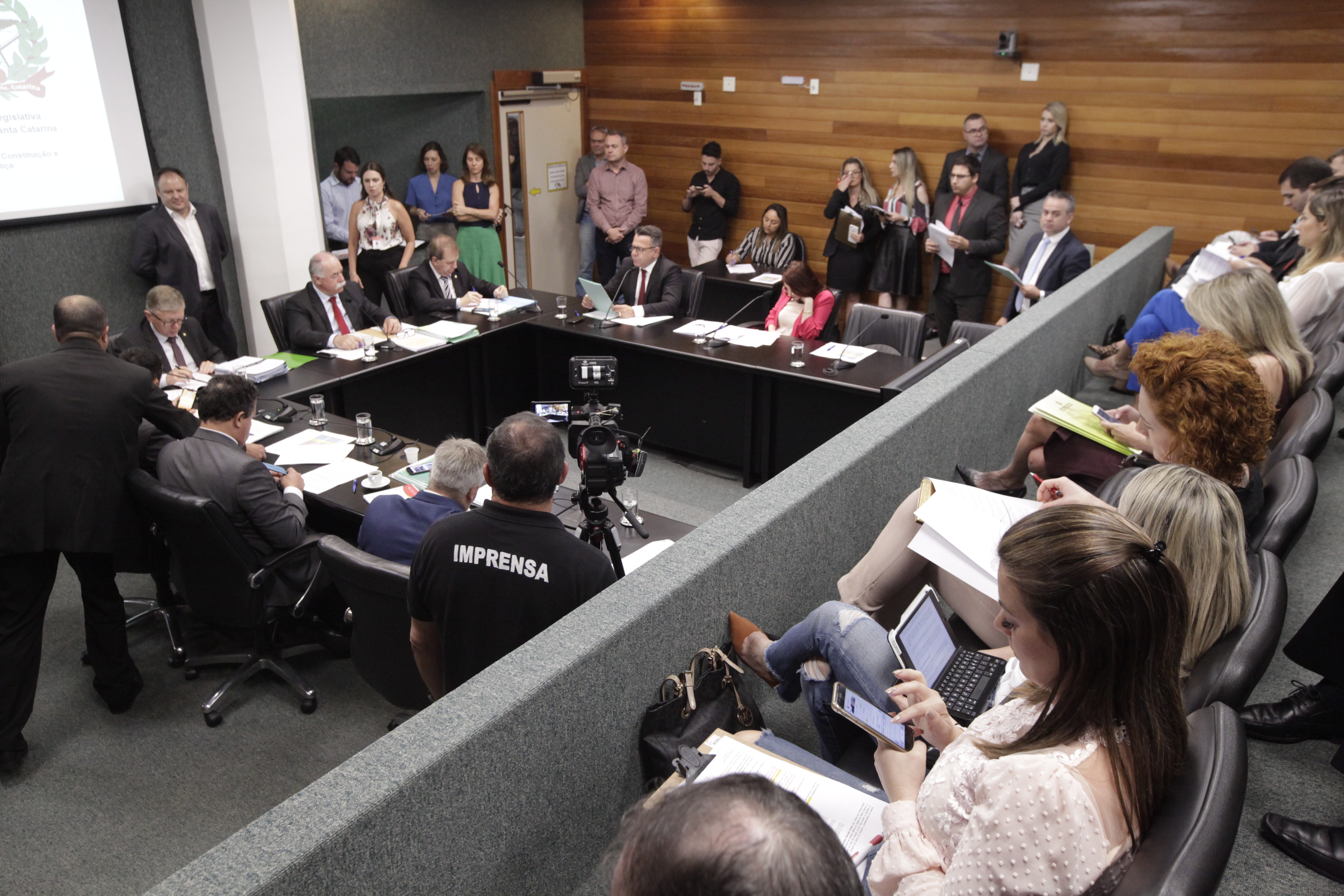 Comissão Constituição e Justiça