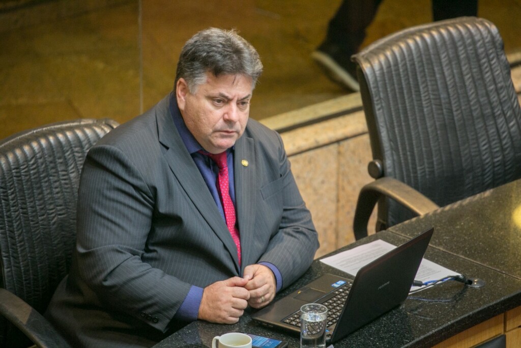 Sancionada lei de Sergio Motta que prevê multa para trotes em Santa Catarina