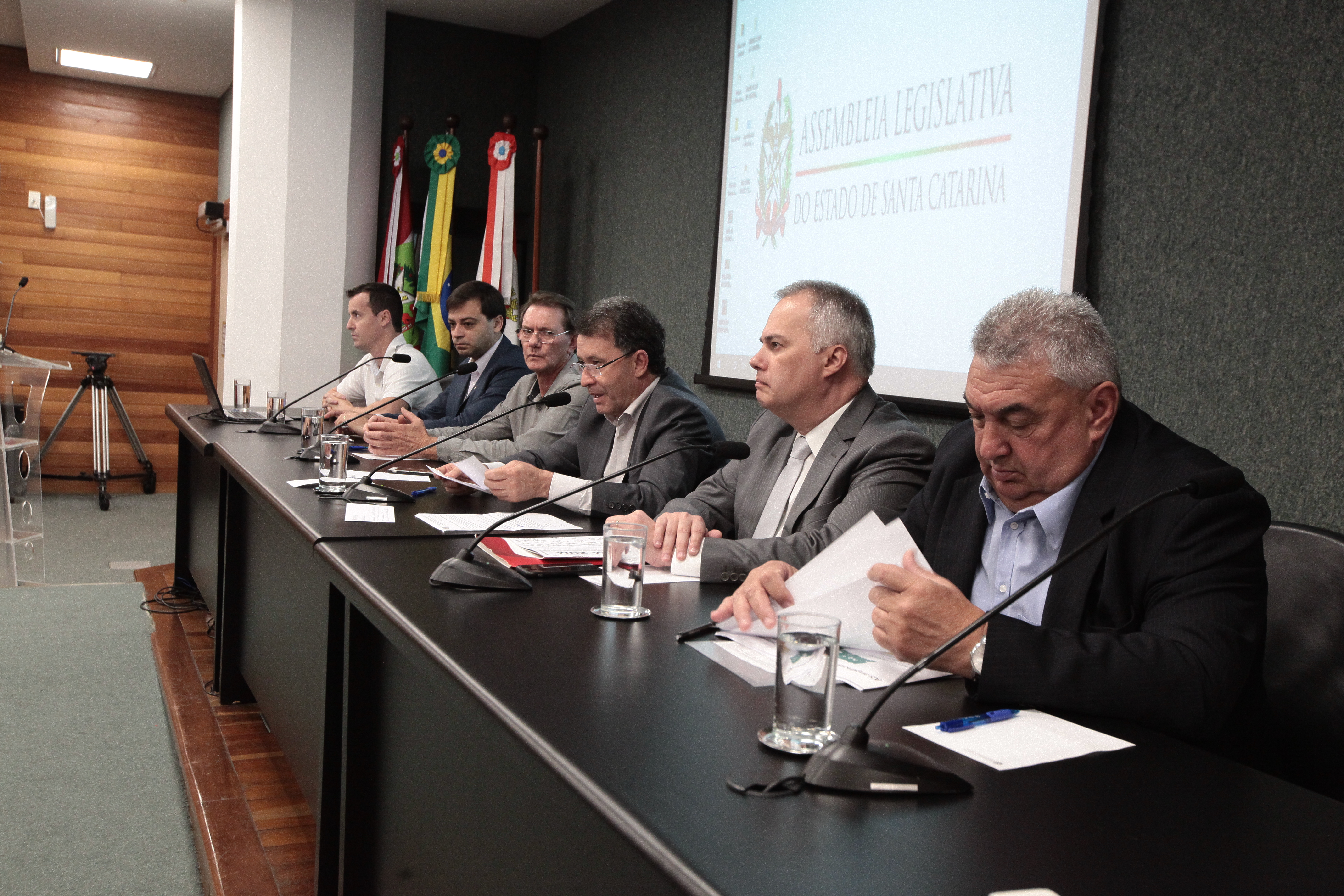 Frente Parlamentar da Apicultura
