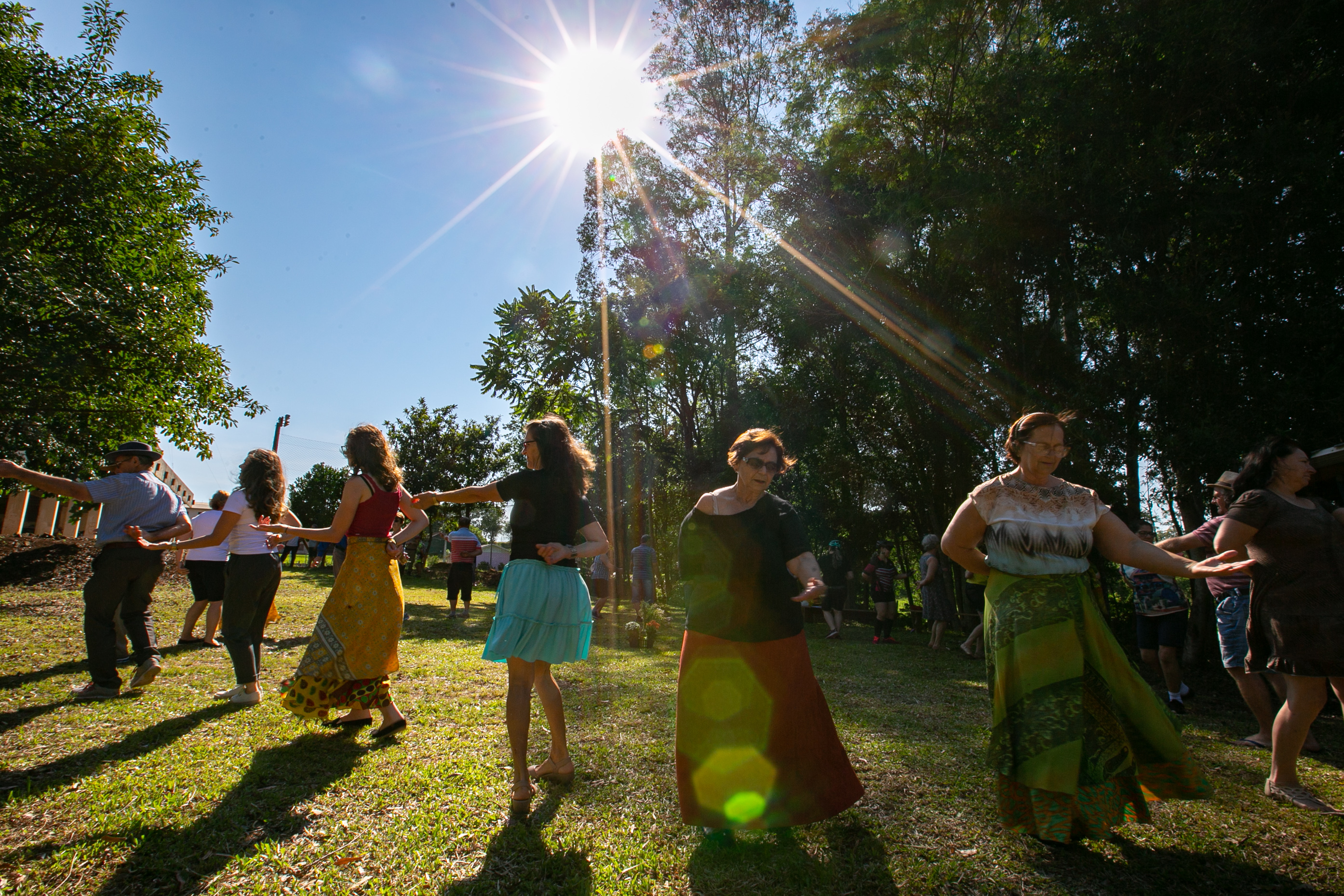 ESPECIAL Cicloturismo no Oeste - Grupo de dança circular