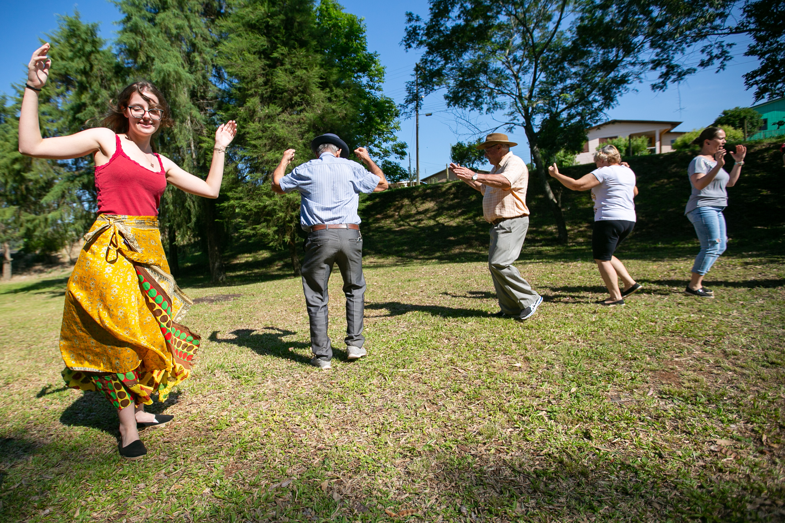 ESPECIAL Cicloturismo no Oeste - Grupo de dança circular