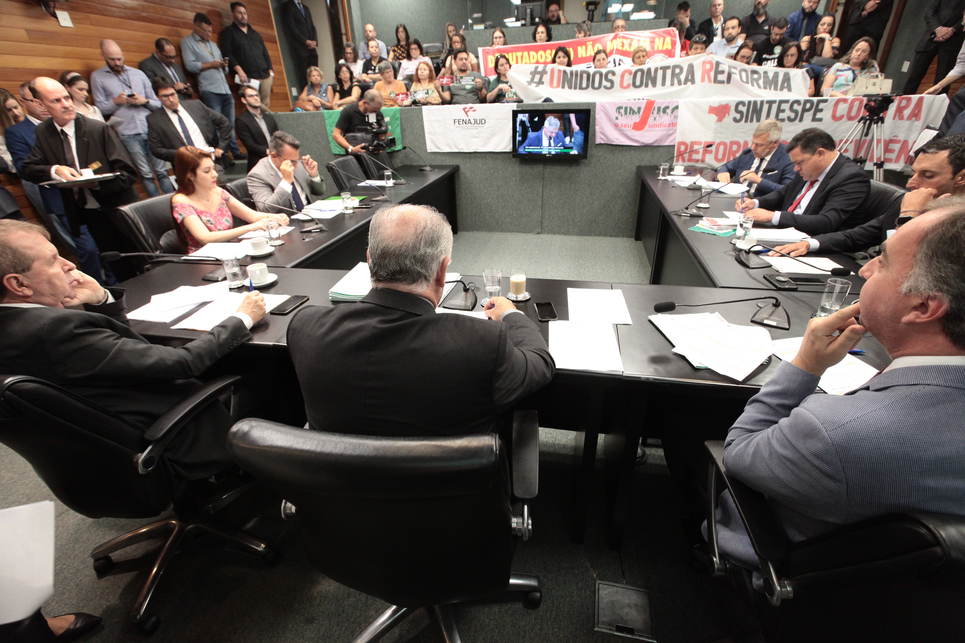 Comissão de Constituição e Justiça