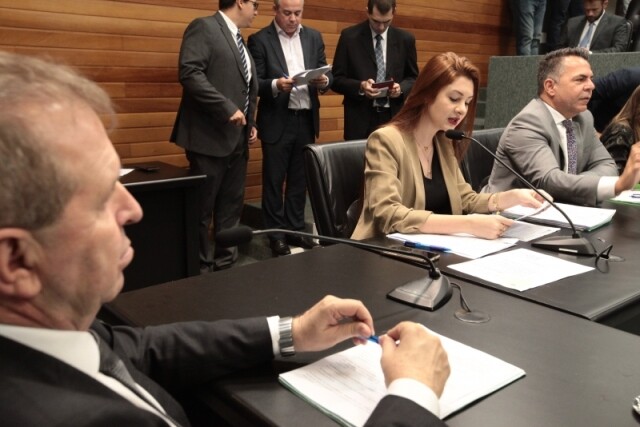 Campagnolo vota na CCJ contra a contração de empréstimo bilionário