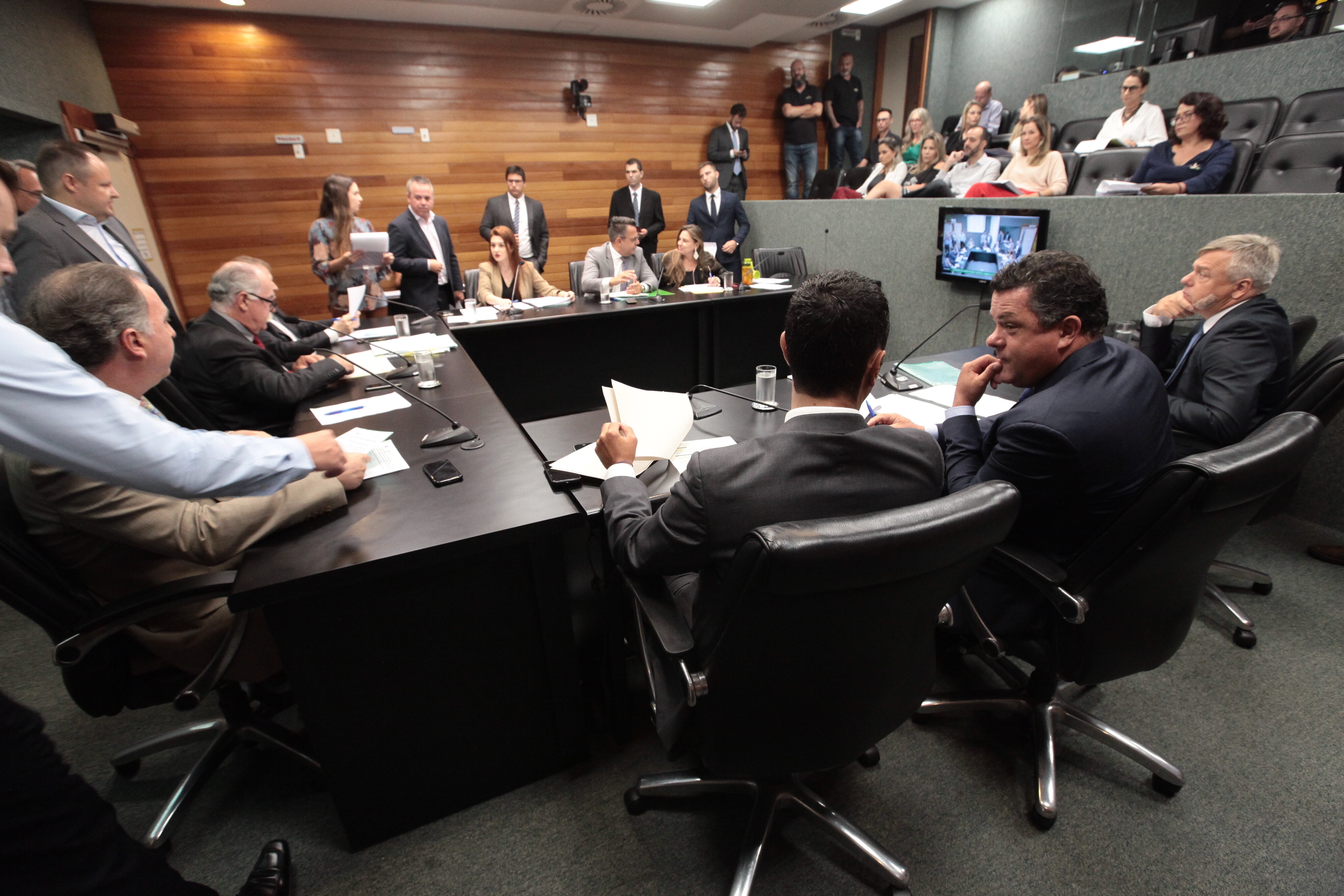 CCJ admite proposta do governo para empréstimo de quase R$ 1,5 bilhão