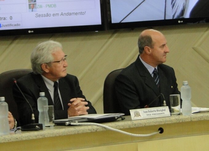 Zé Milton apresenta projetos para assegurar manutenção dos hospitais