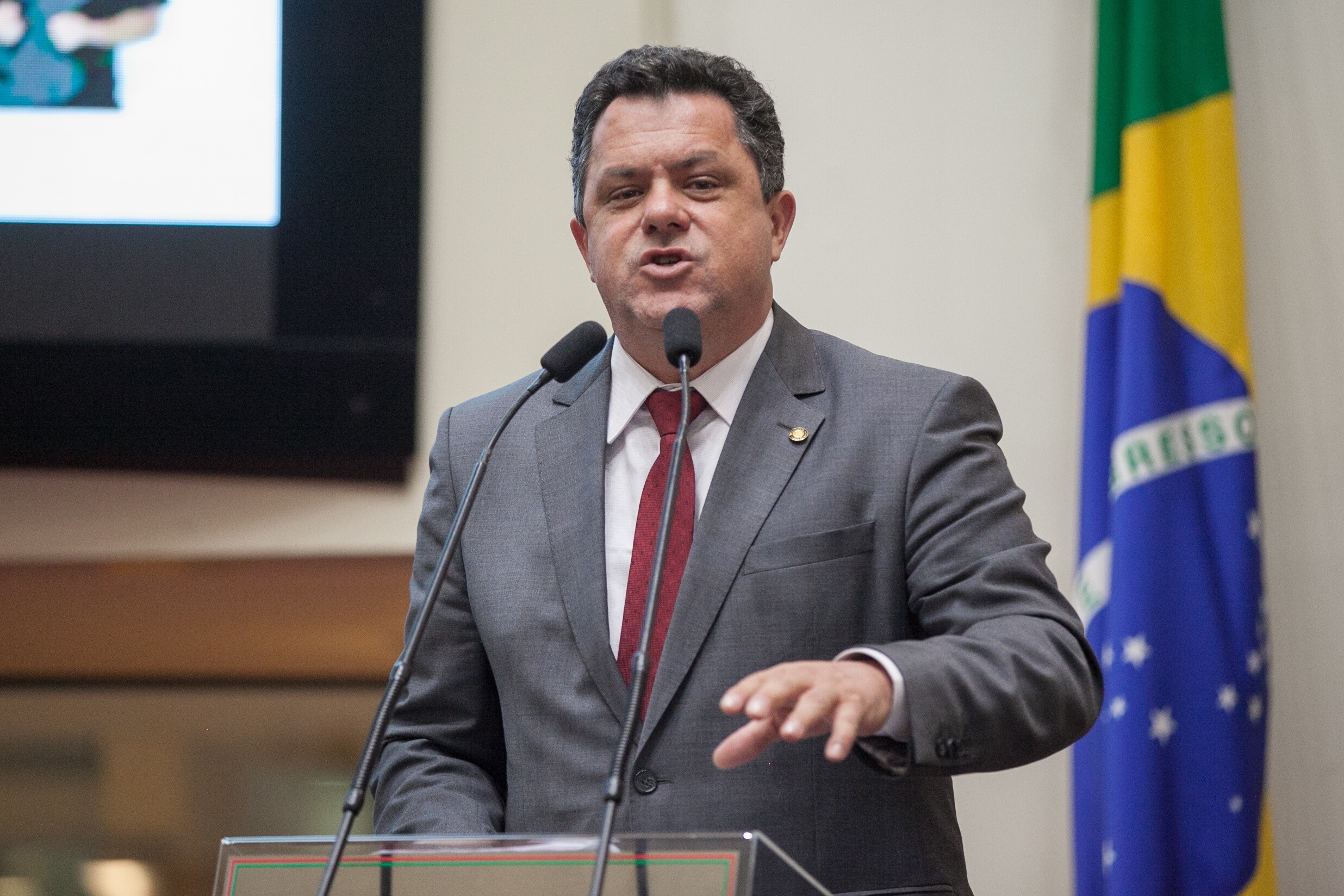 Deputado Ivan Naatz (PL) é autor do projeto que prorroga as licenças ambientais