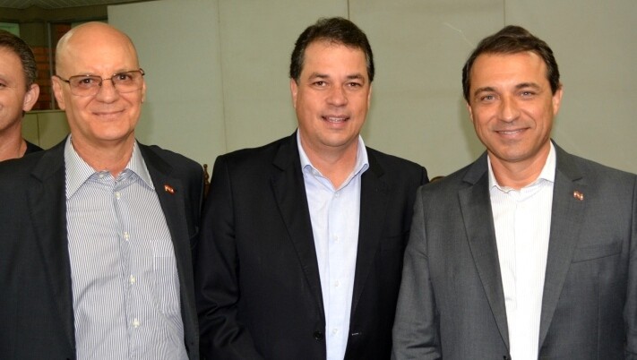 Governador decide manter execução das bolsas dos artigos 170 e 171