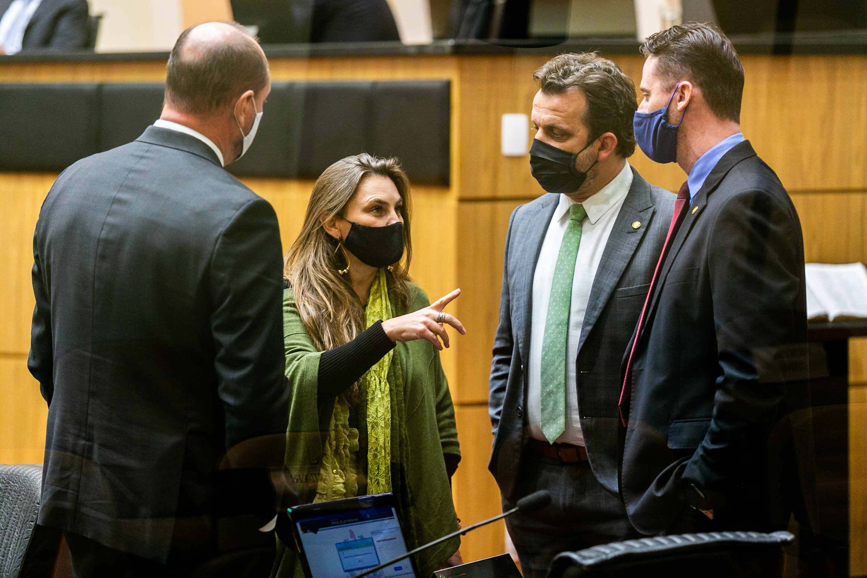 Deputados analisam pandemia e destacam respiradores da WEG