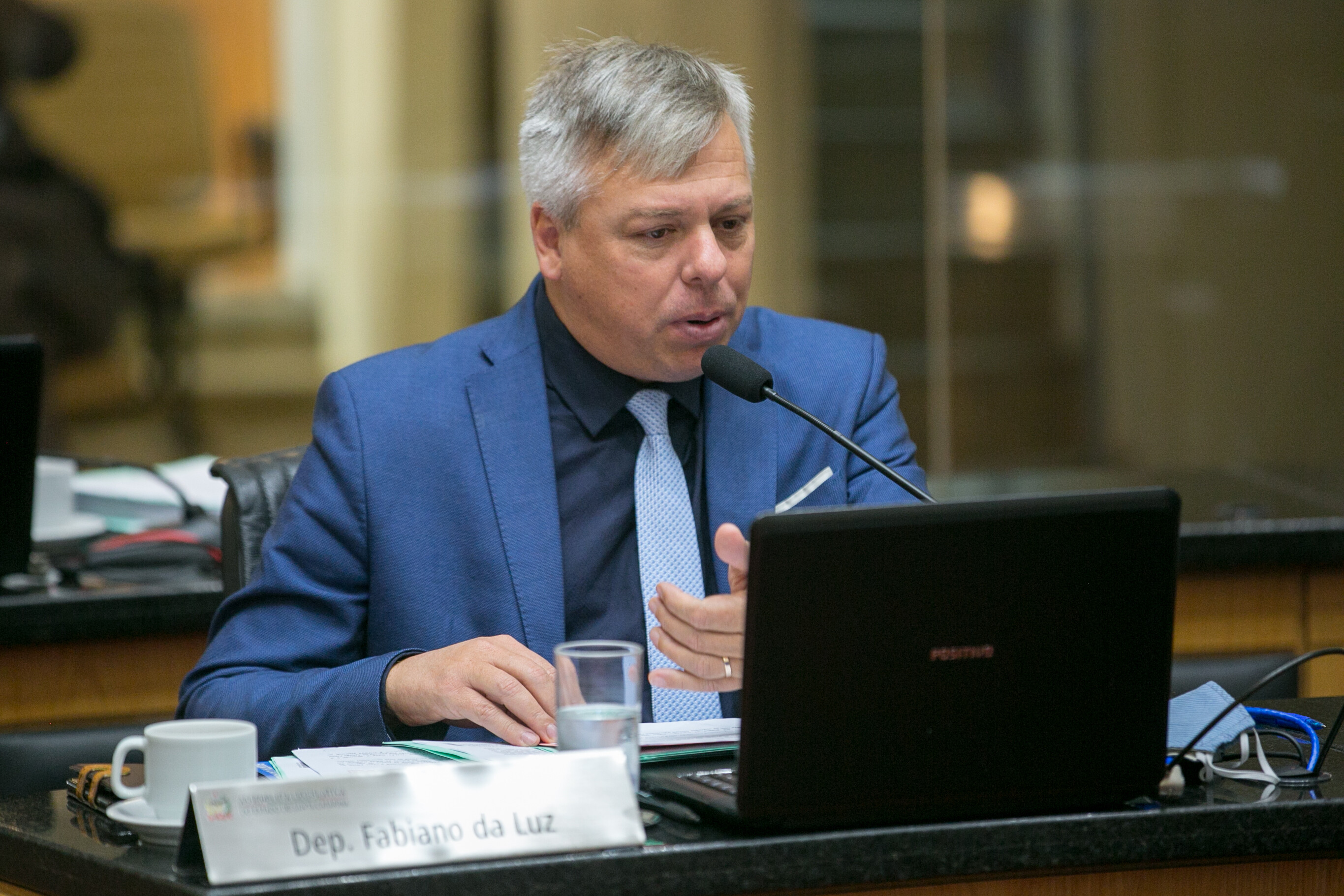 Fabiano pede para governo liberar recursos a hospitais filantrópicos
