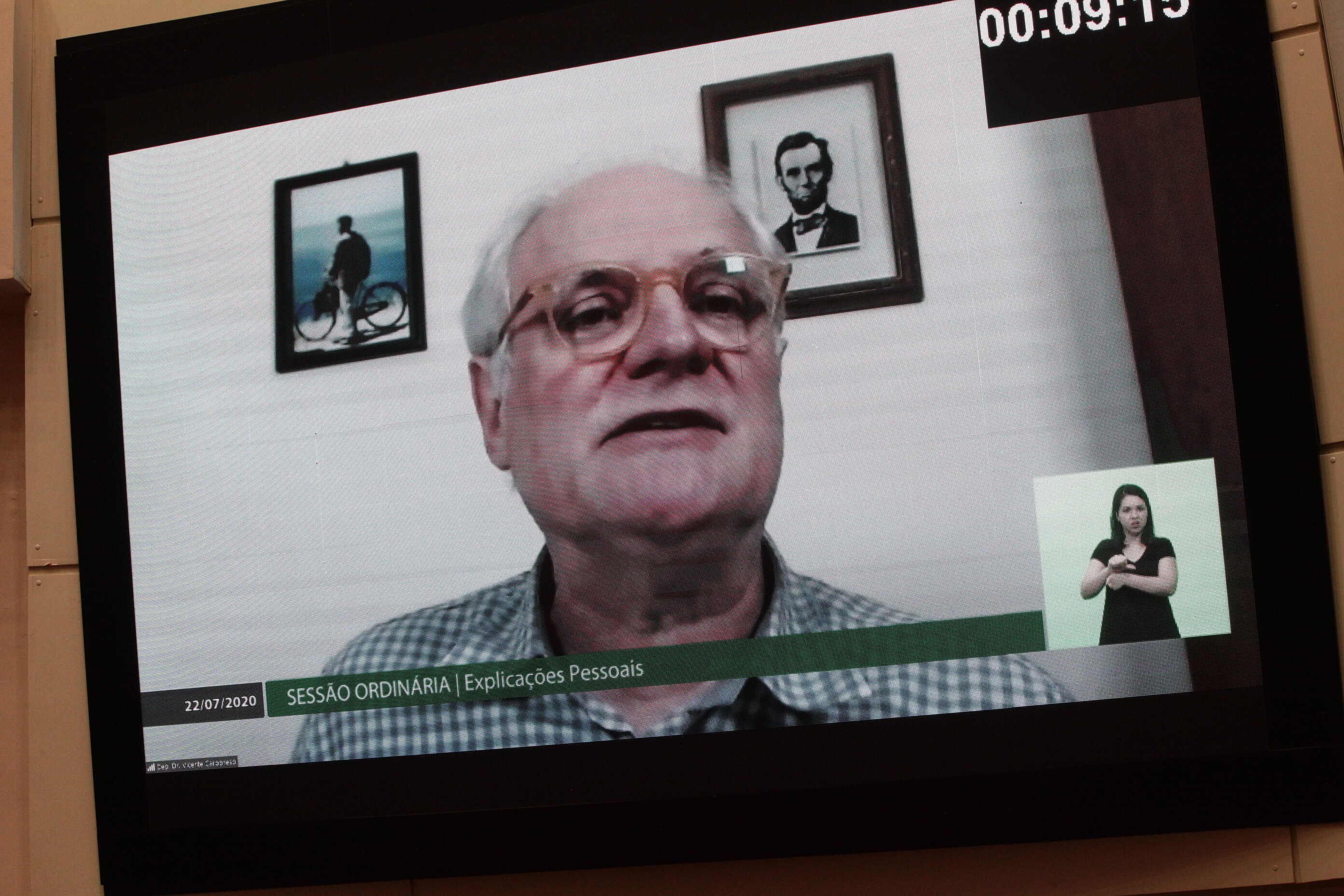 Dr. Vicente pede que servidores com deficiência trabalhem de forma virtual
