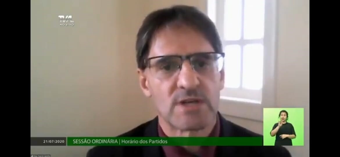 Saretta questiona Estado se kit da merenda escolar é suficiente