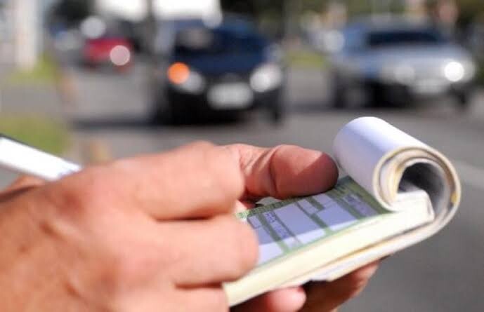 Weber pede suspensão de encargos para transporte escolar e de turismo