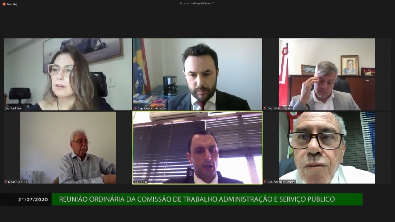 Trabalho aprova projeto que obriga concessionária a fotografar medidor de luz